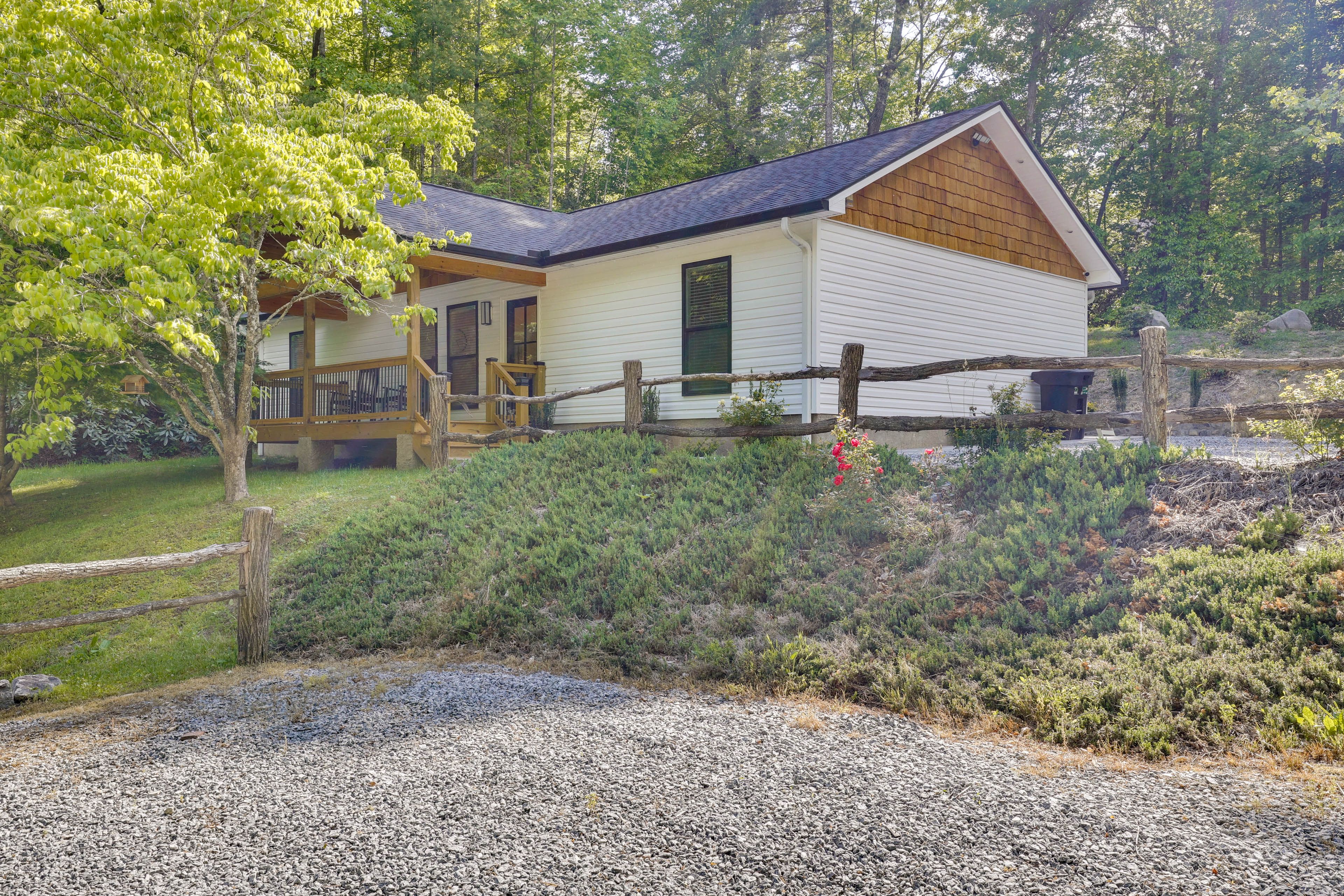 Brevard Vacation Rental | 3BR | 2BA | 1,200 Sq Ft