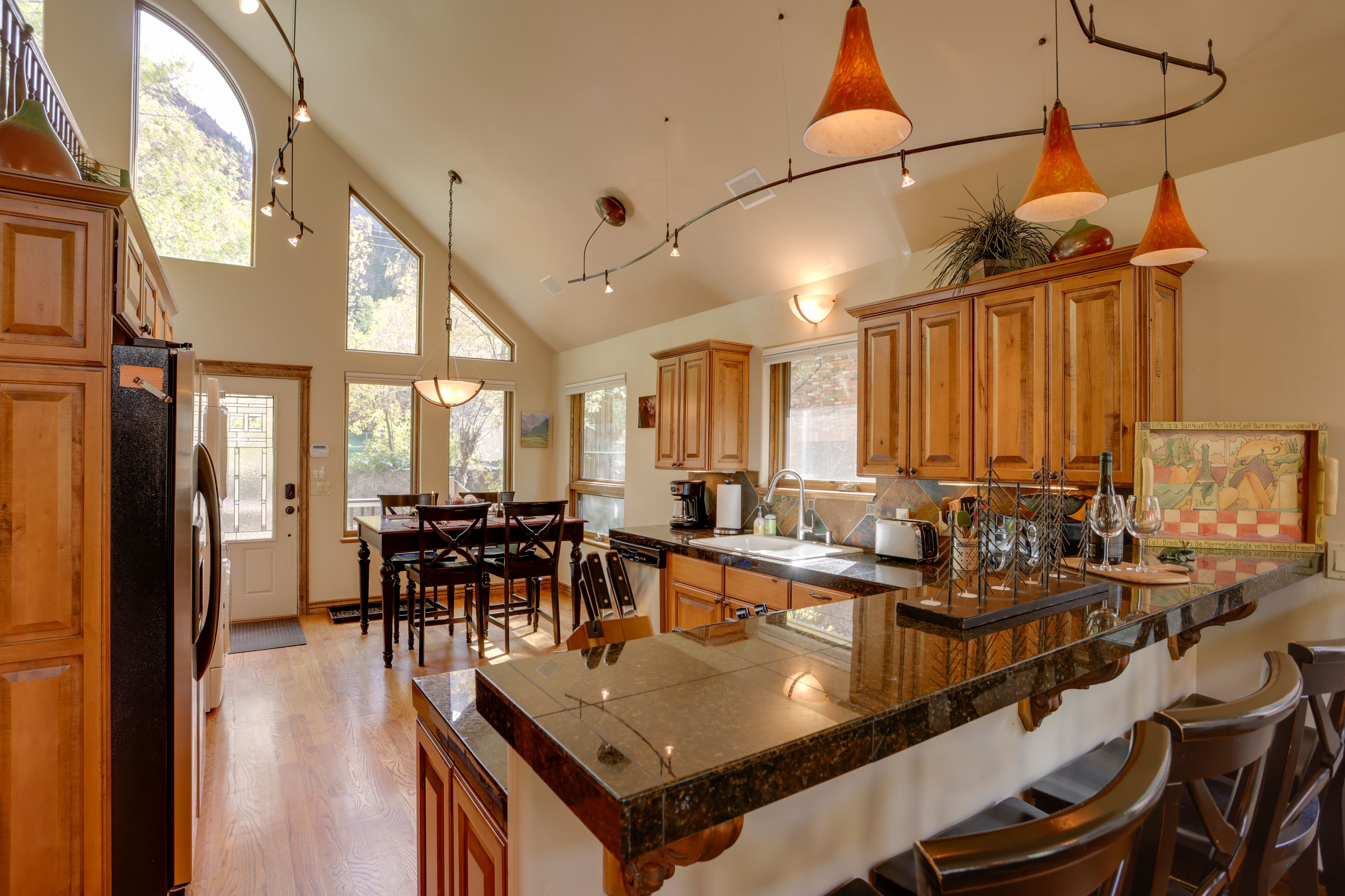 Eat-In Kitchen | Unit 1