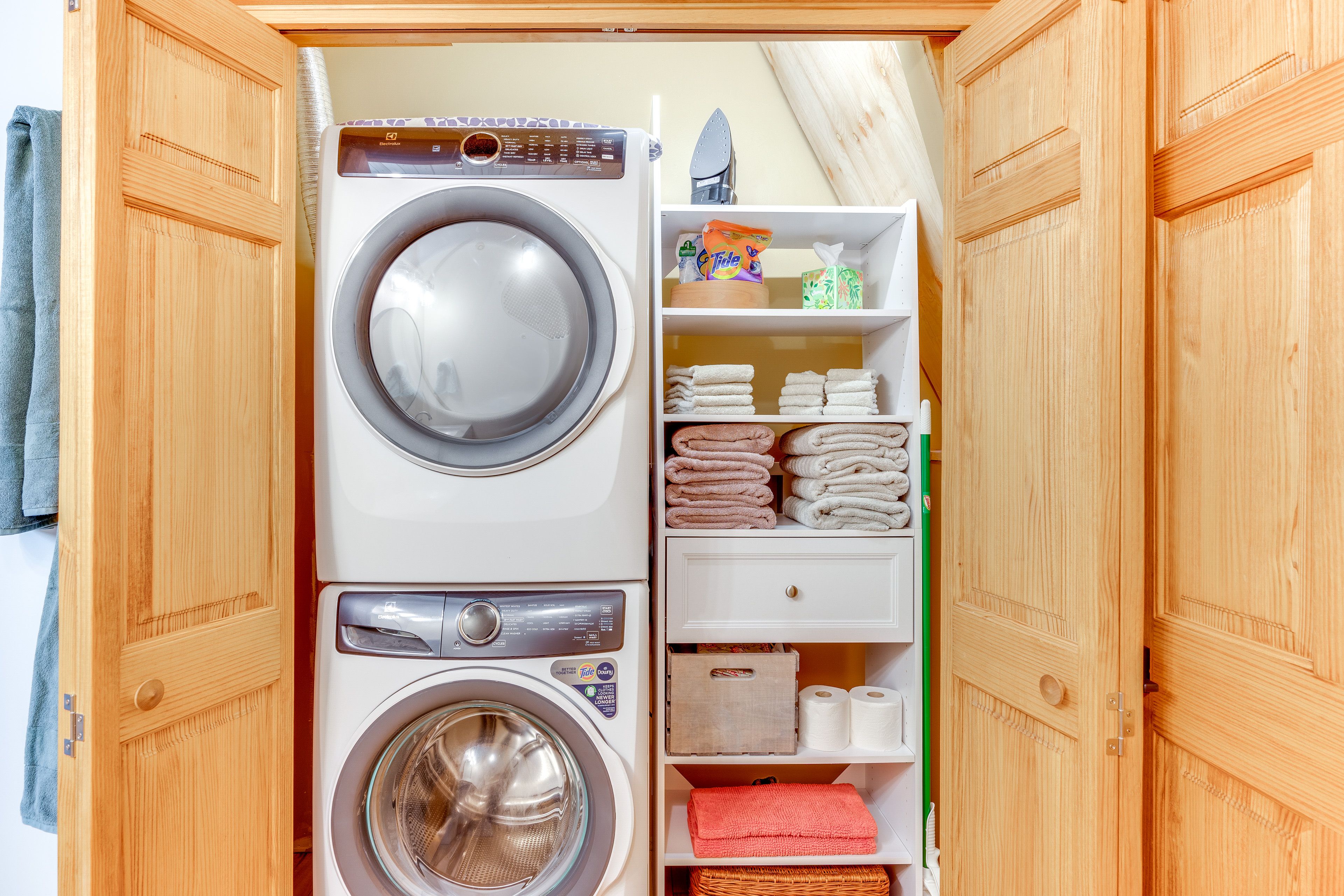 Sunset House | Laundry Closet | 1st Floor