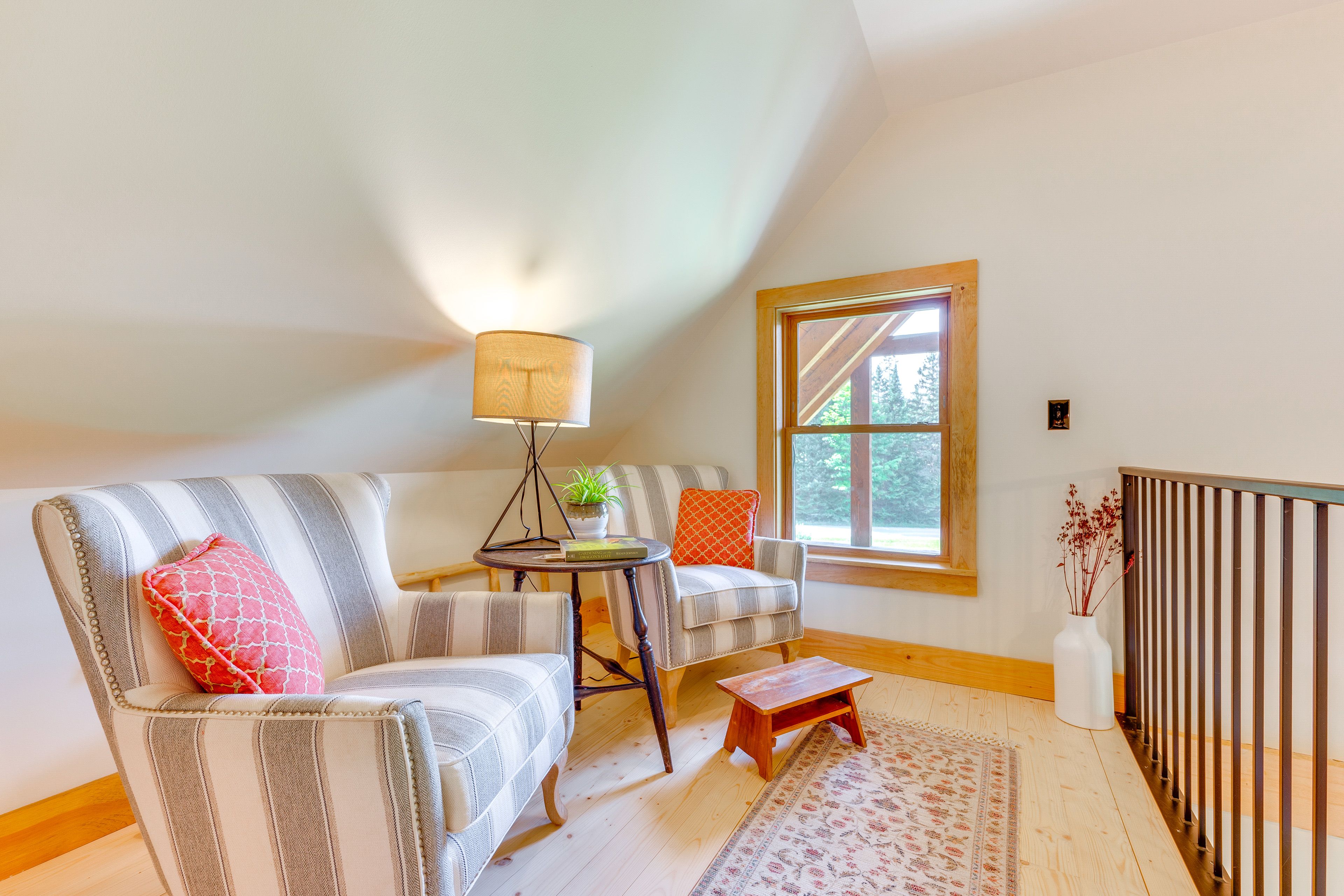 Sunset House | Seating Nook | 2nd Floor