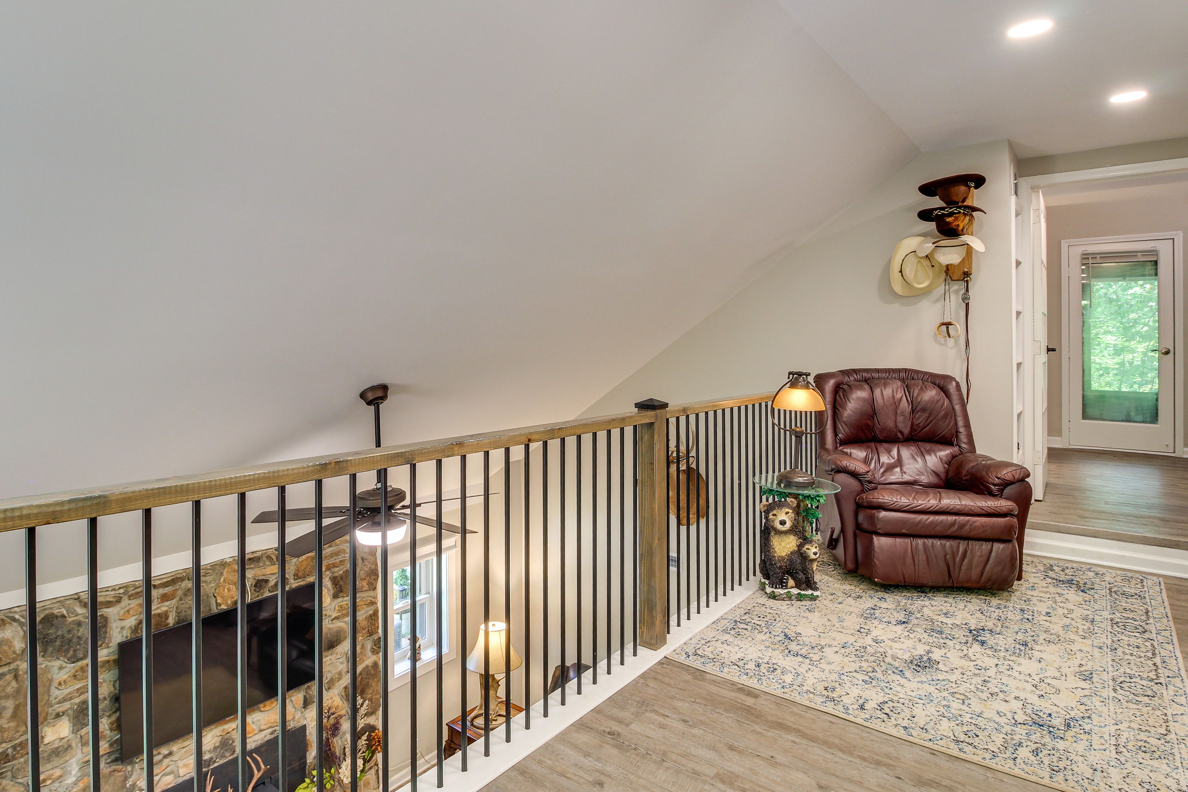Seating Area | Upper Level