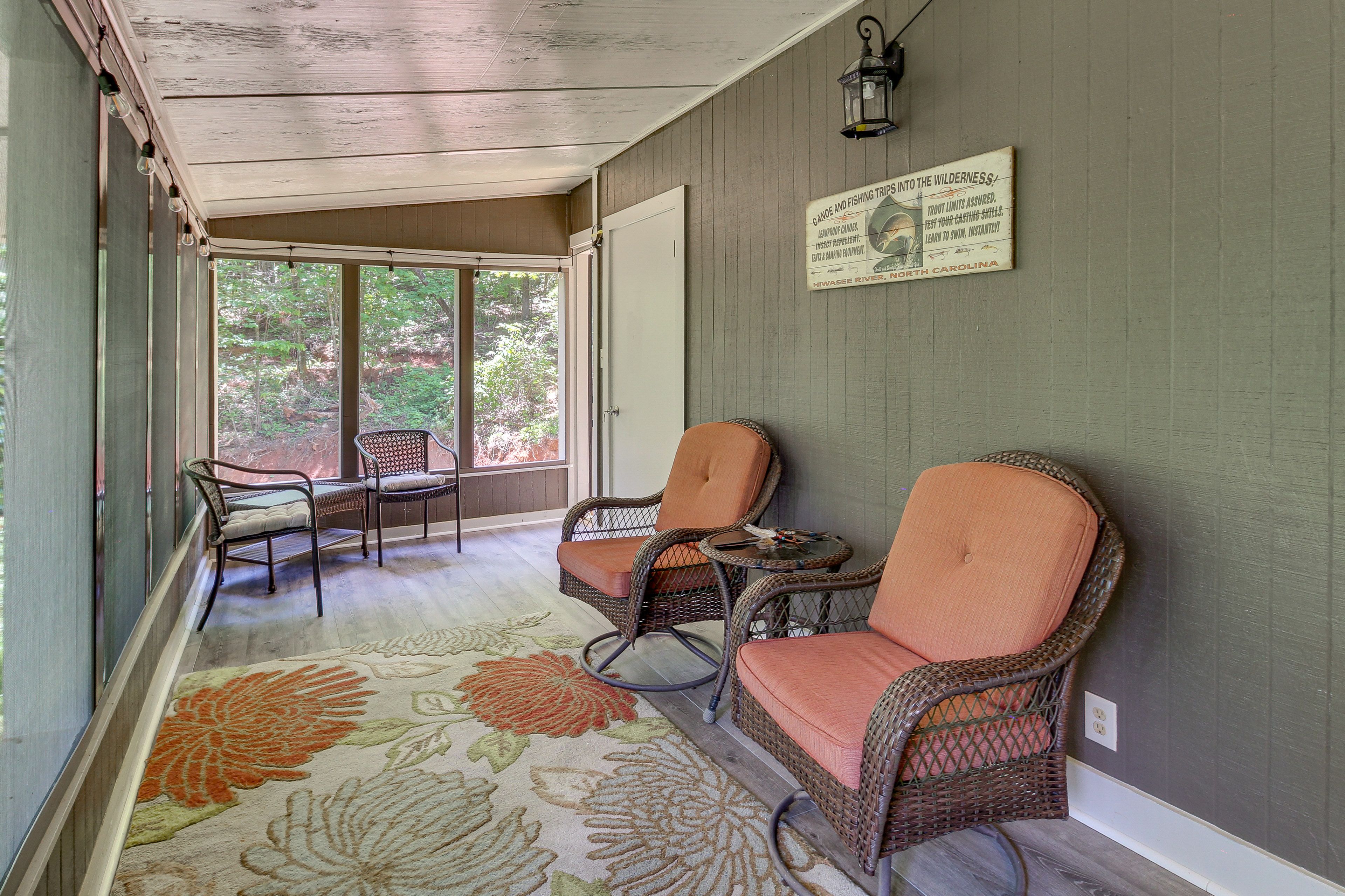 Sunroom | Upper Level