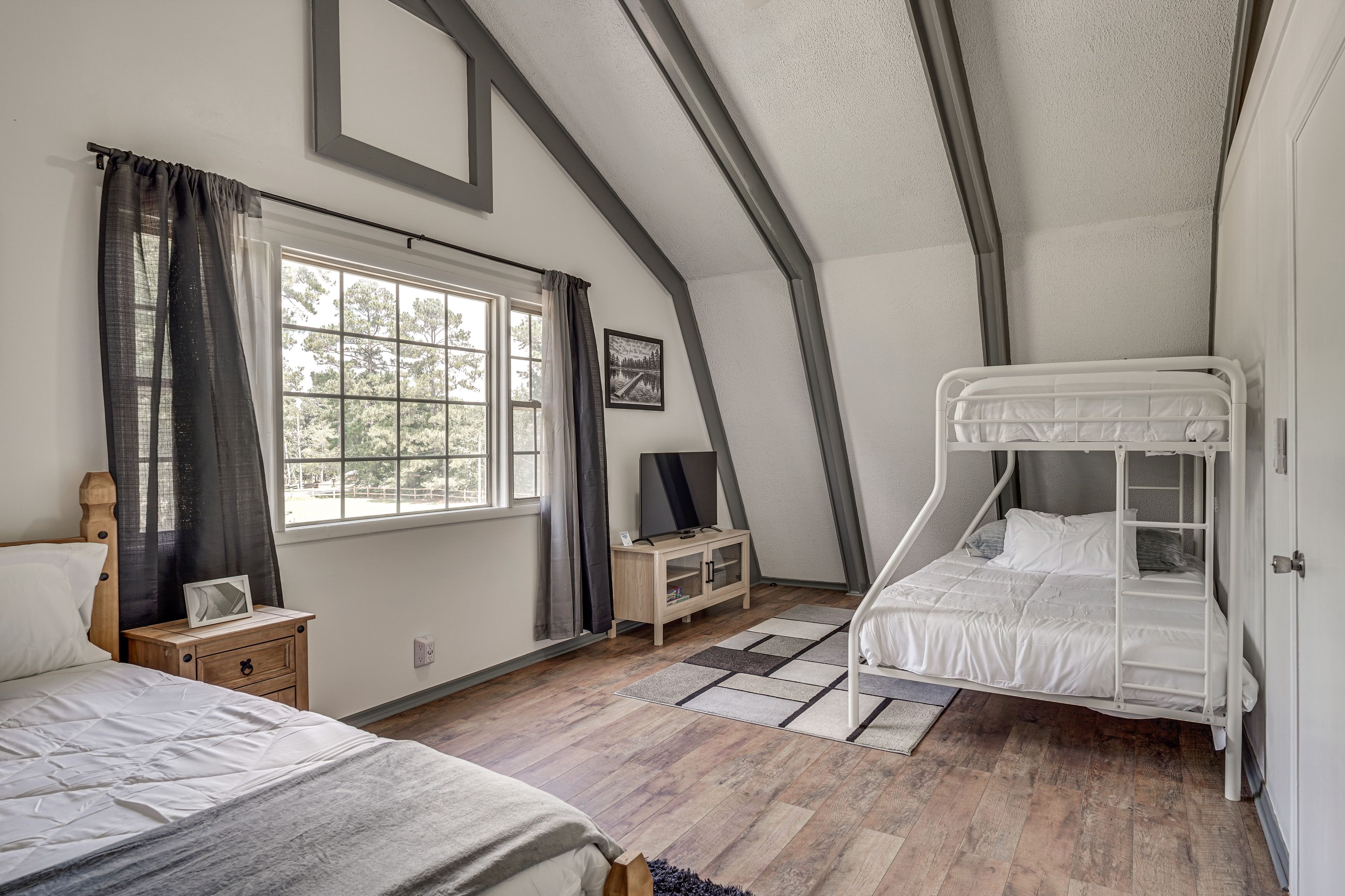 Bedroom | Queen Bed | Twin/Full Bunk Bed | Upper Level