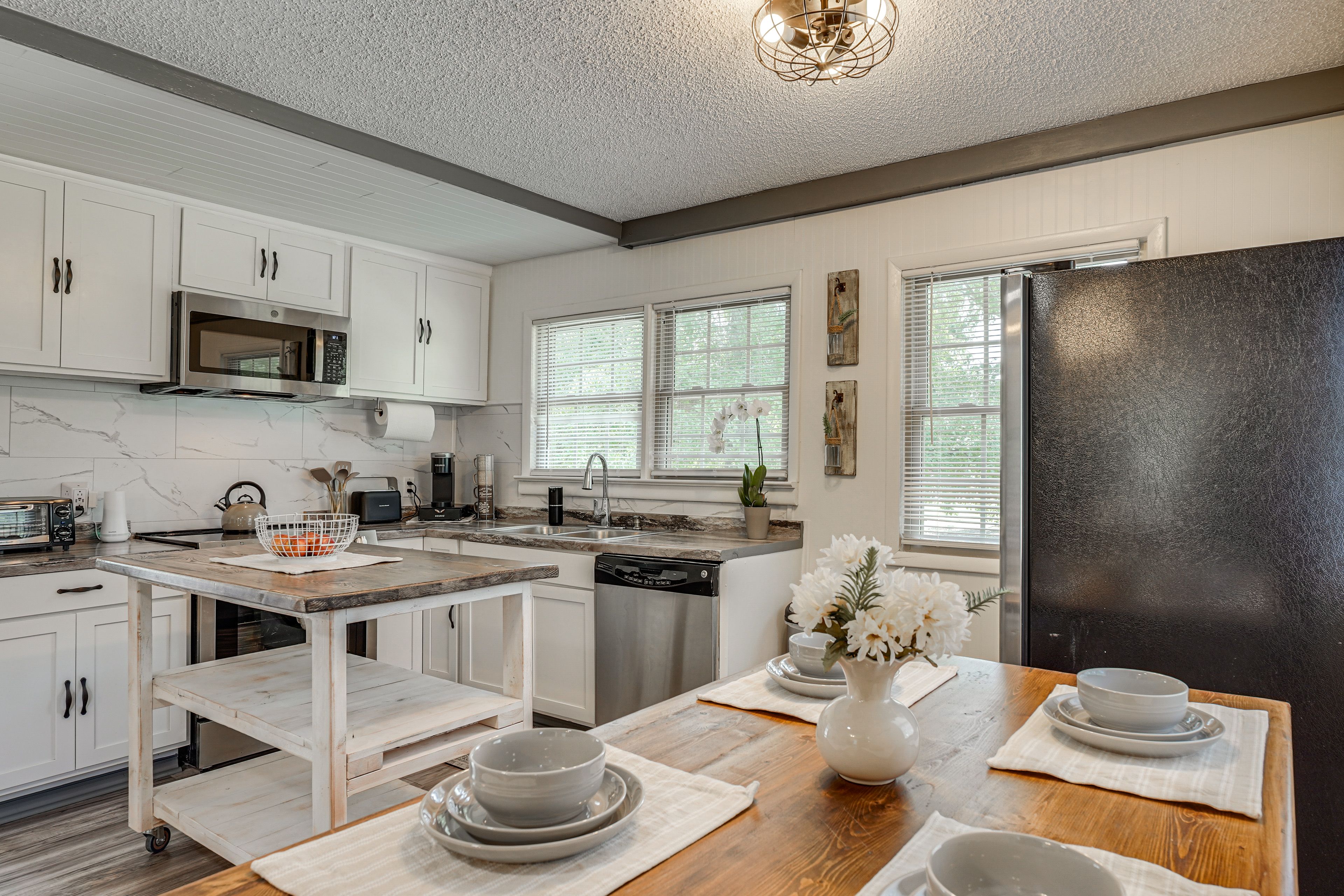 Kitchen | Stove/Oven | Main Level