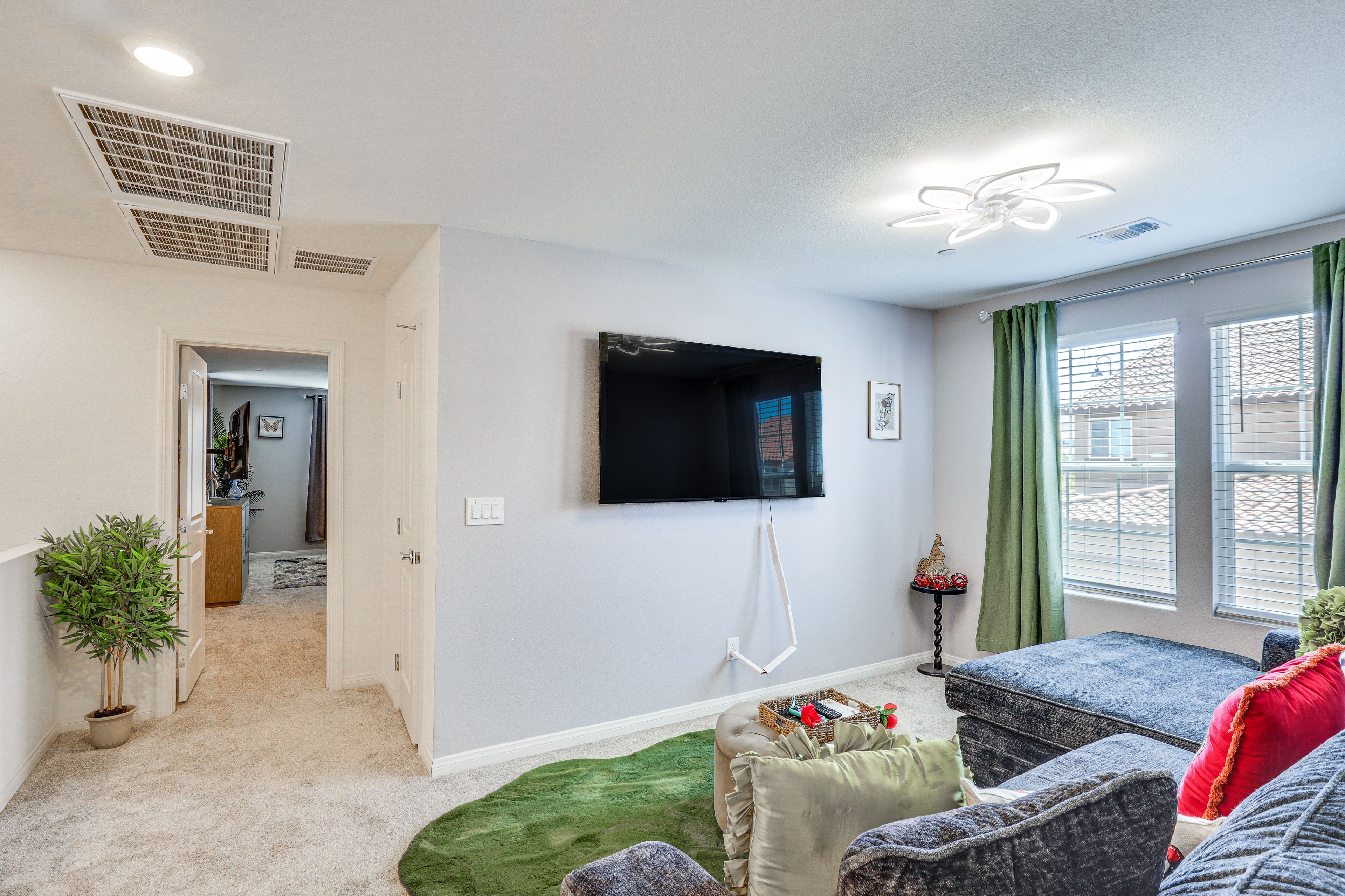 Den | 2nd Floor