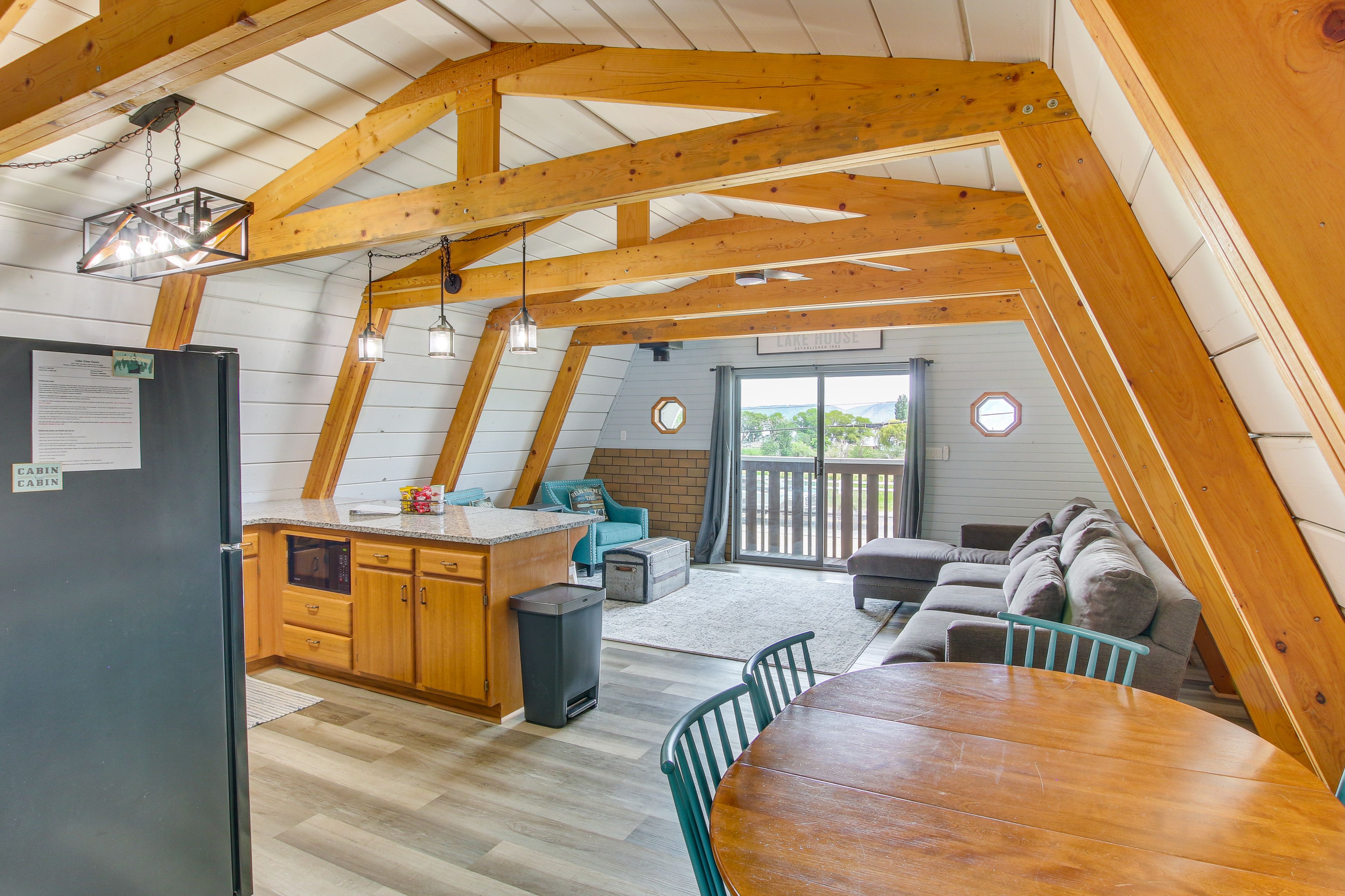 Kitchen & Dining Area | 2nd Floor