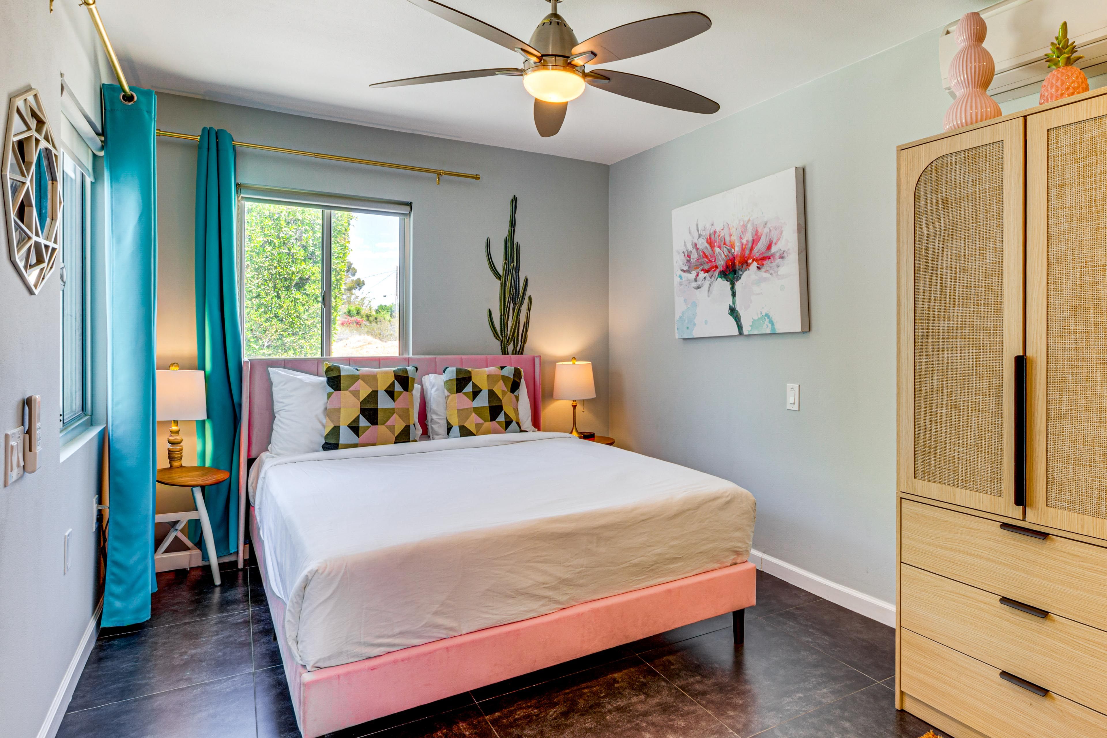 Bedroom 3 | Queen Bed