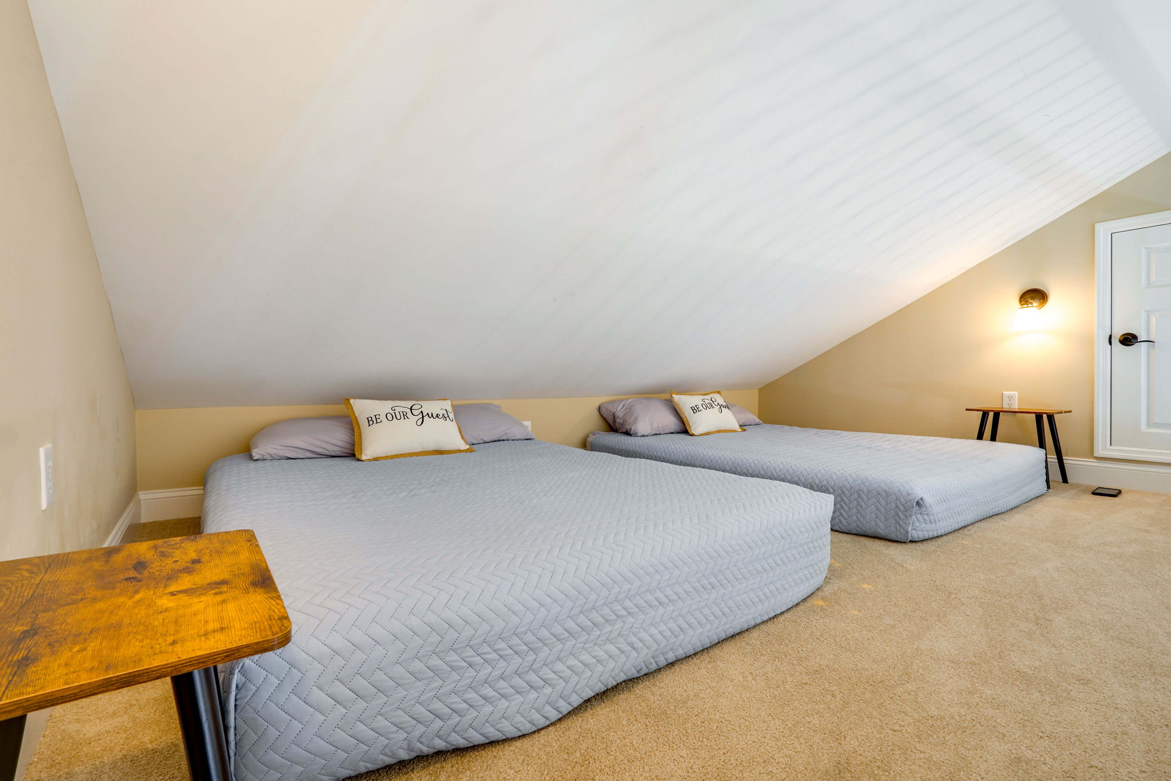 Loft | 2 Queen Floor Mattresses | Main Level