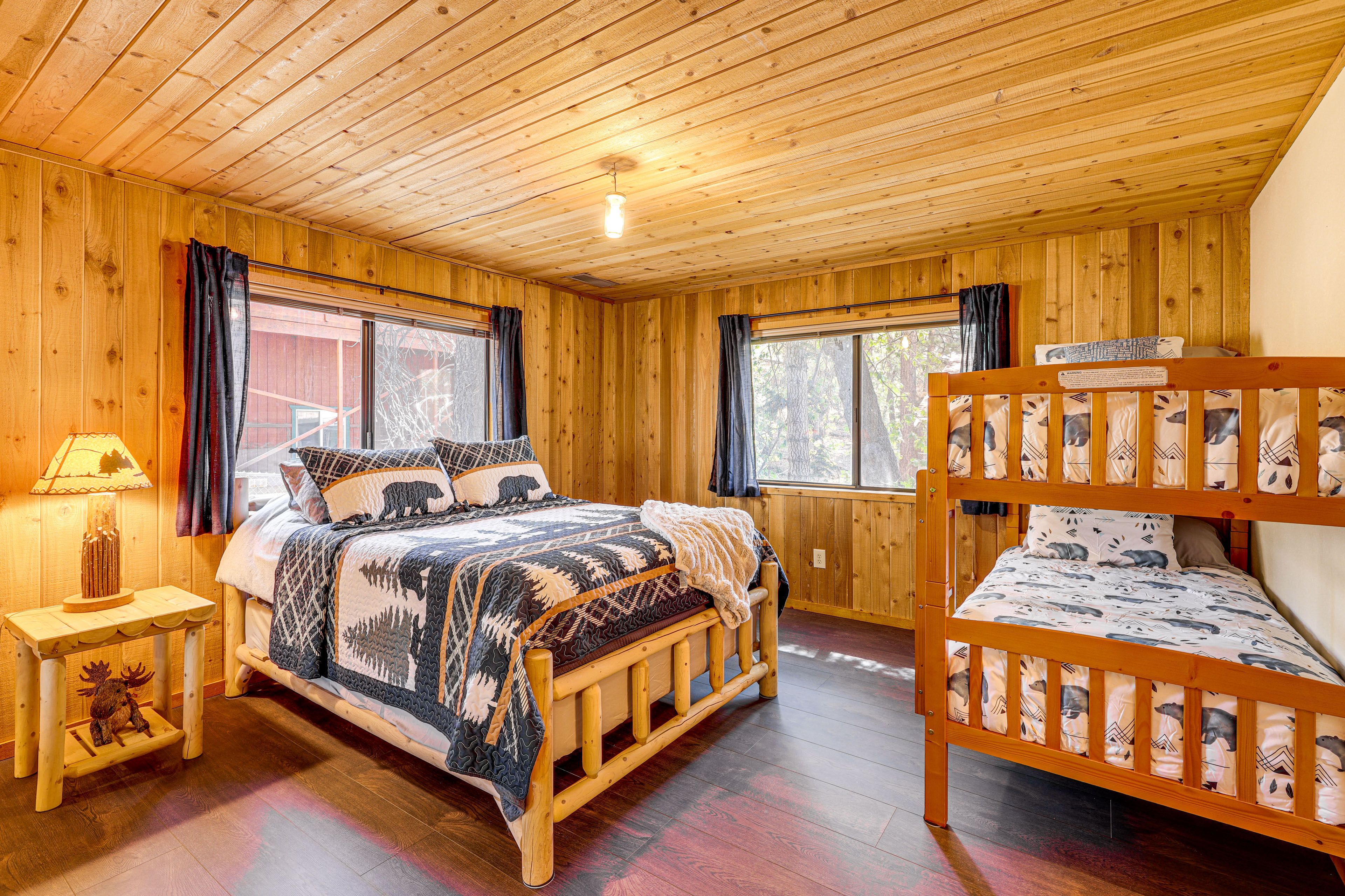 Bedroom 1 | Queen Bed | Twin Bunk Bed
