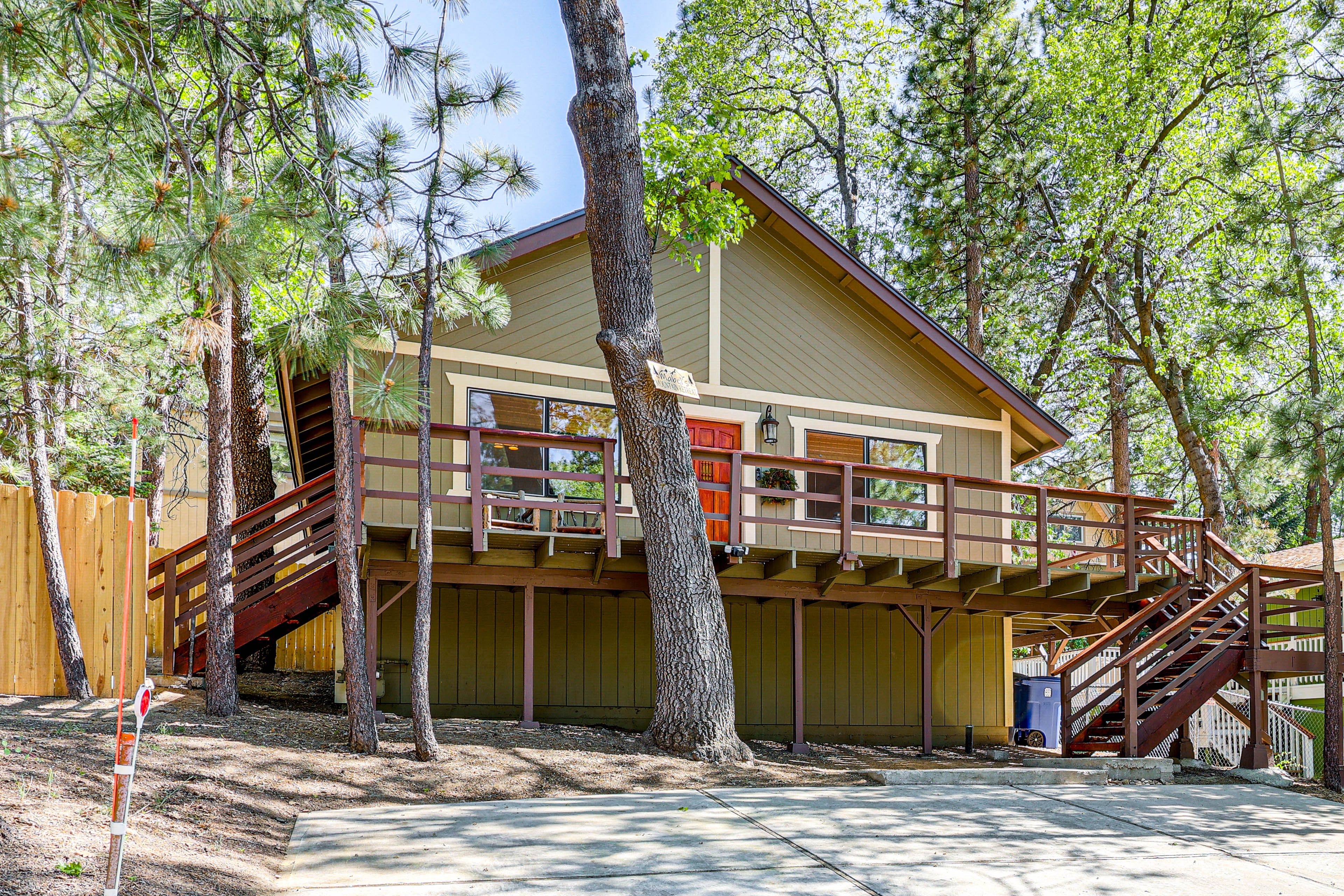 Exterior | Single-Story Cabin