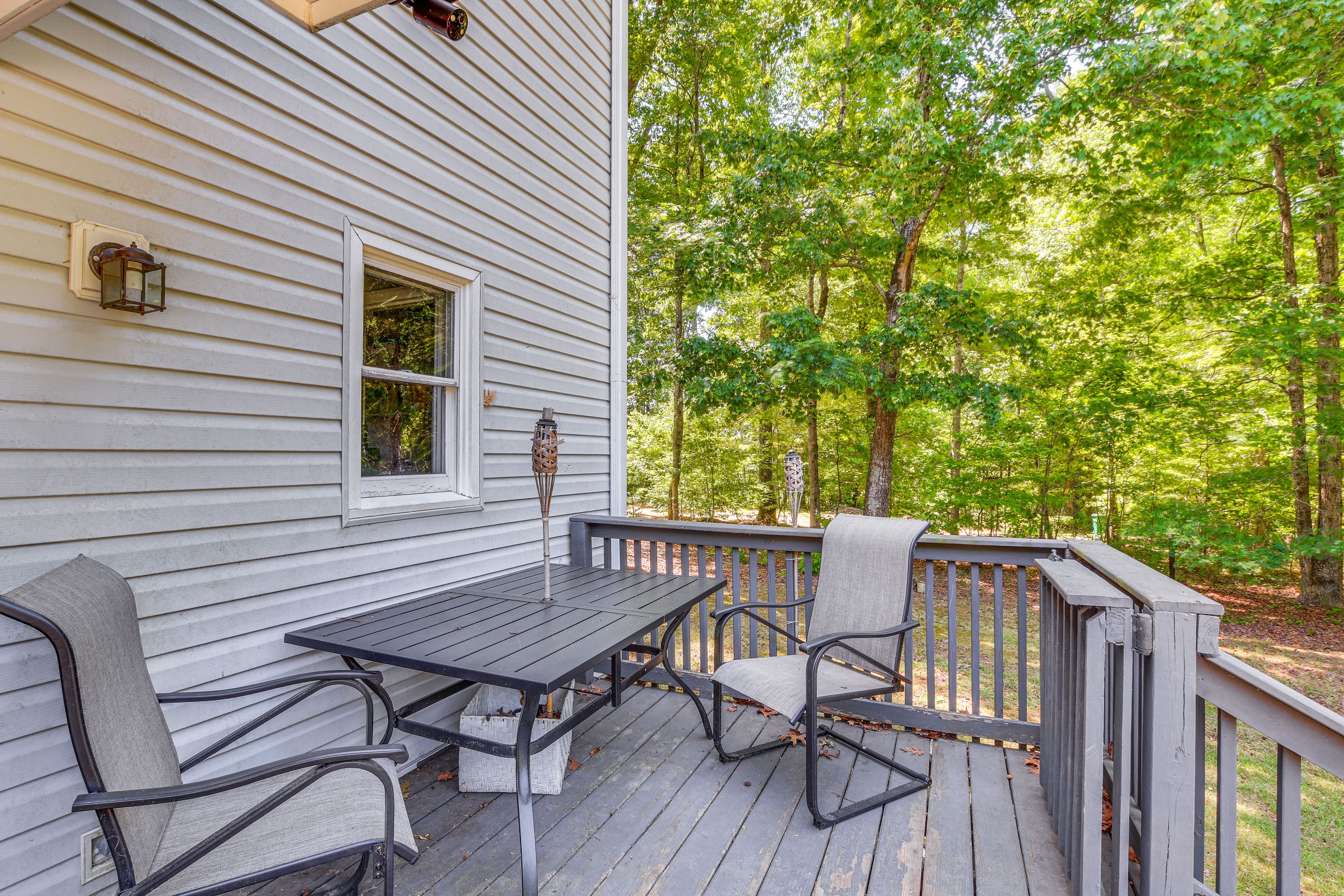 Deck