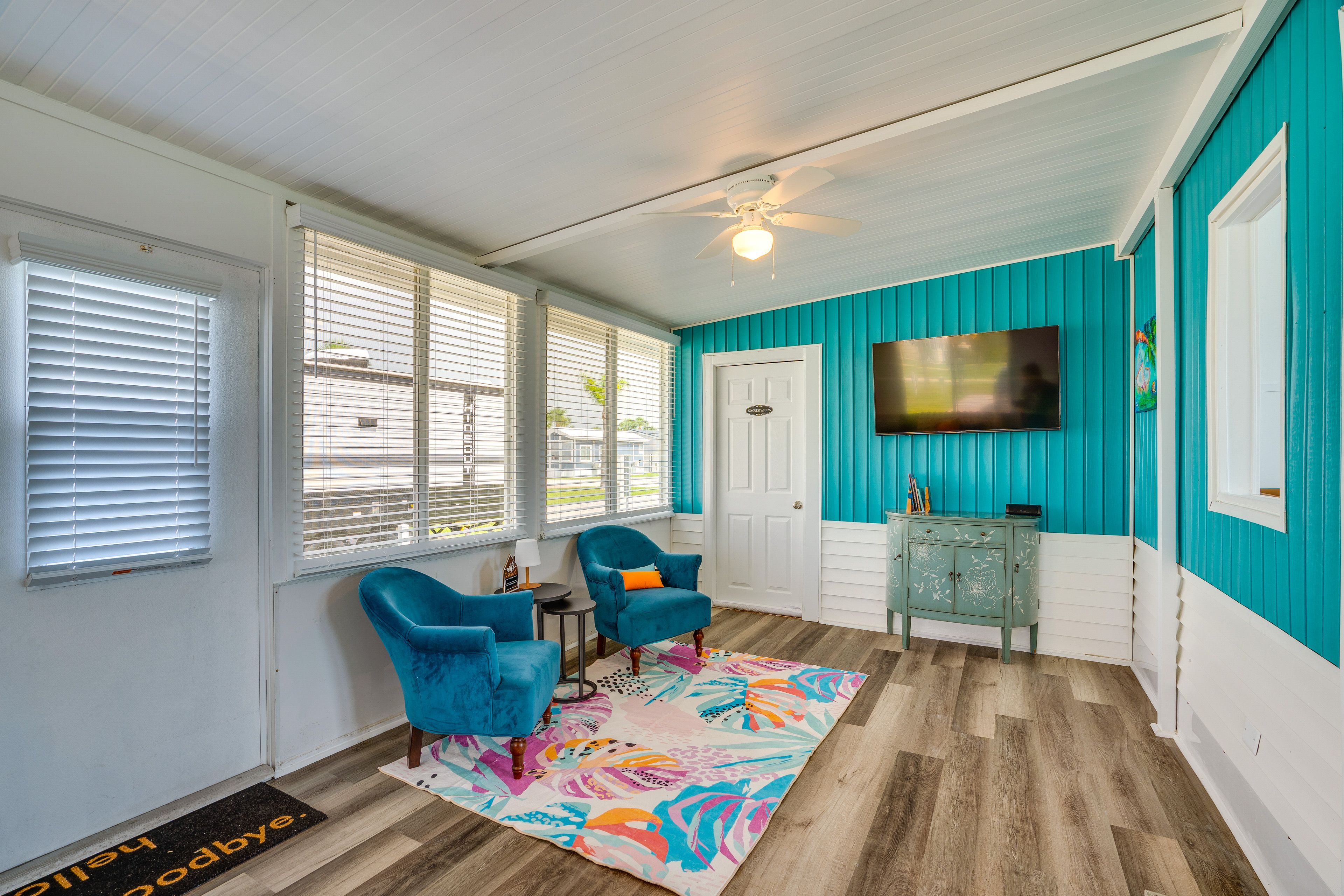 Living Room | Full Sleeper Sofa