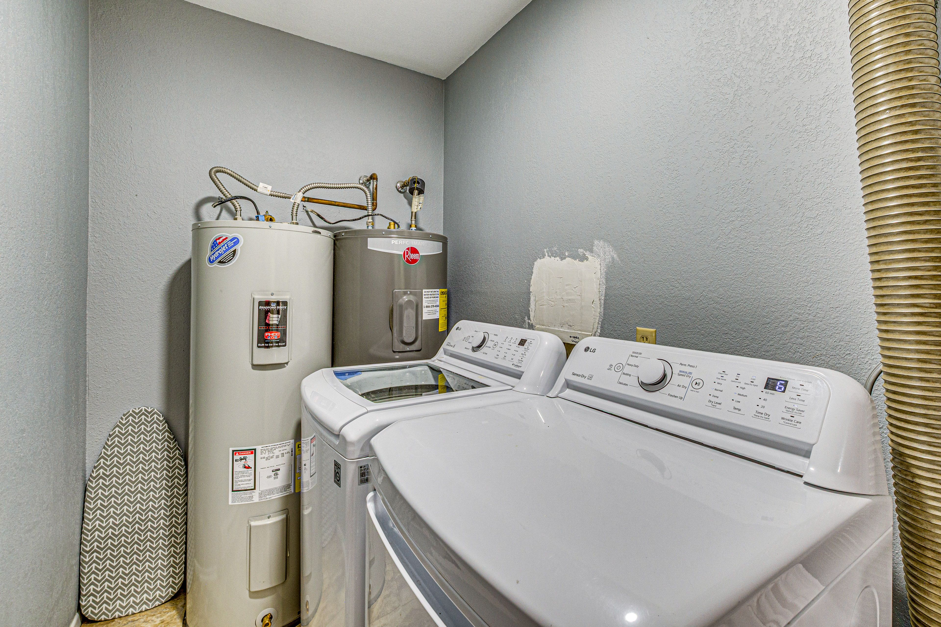Washer/Dryer | 1st Floor