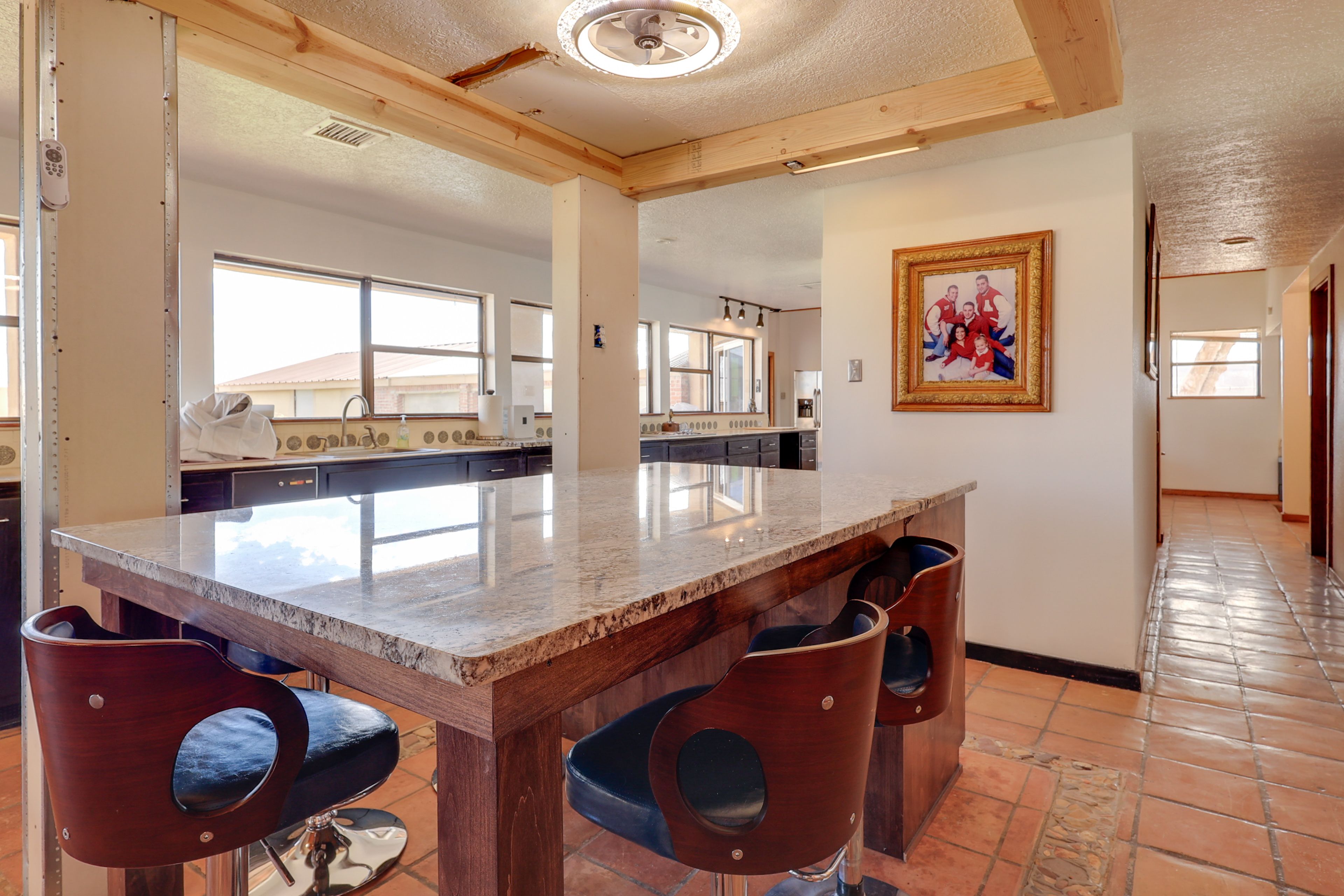 Breakfast Bar | Kitchen | Main Level