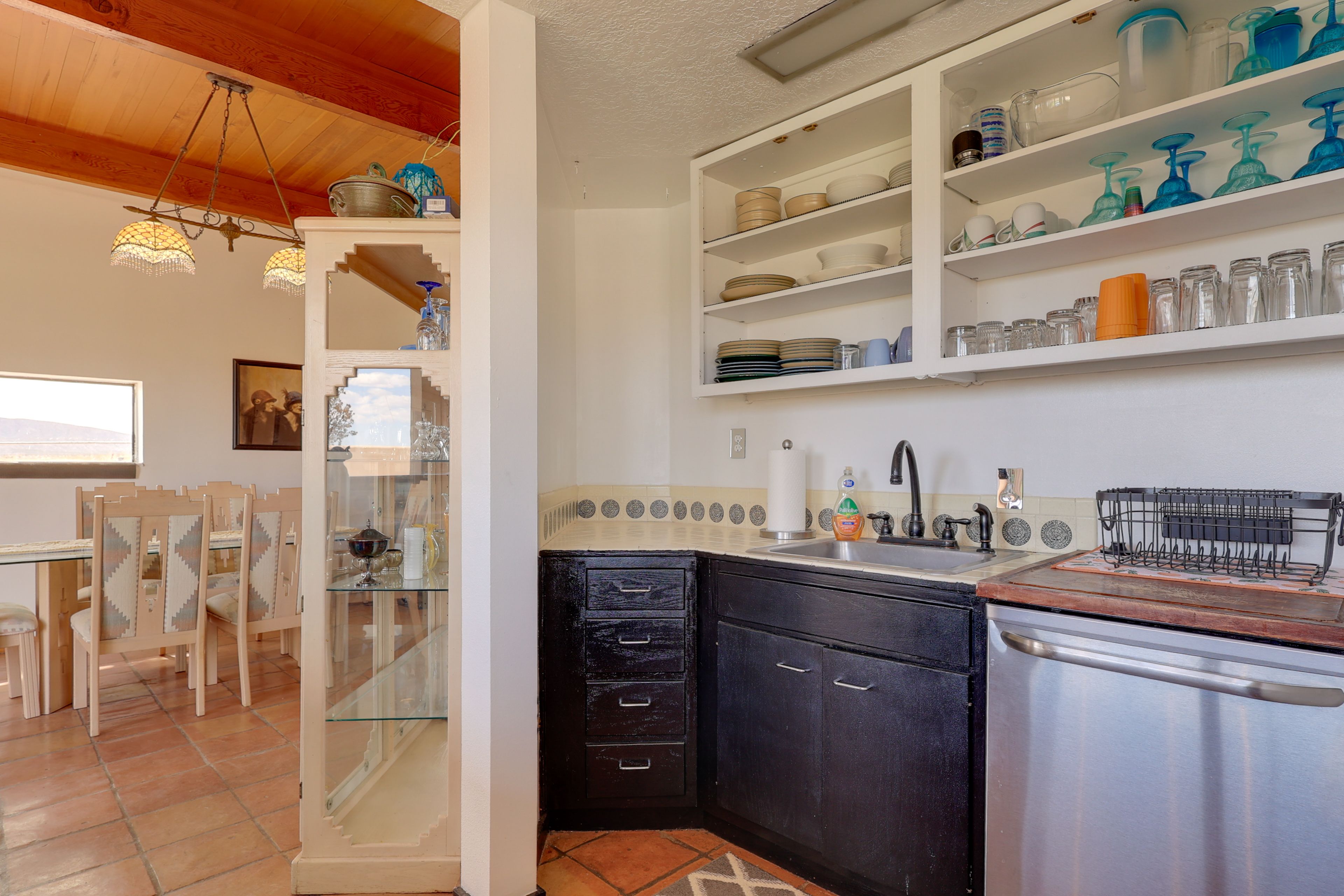 Wet Bar | Main Level