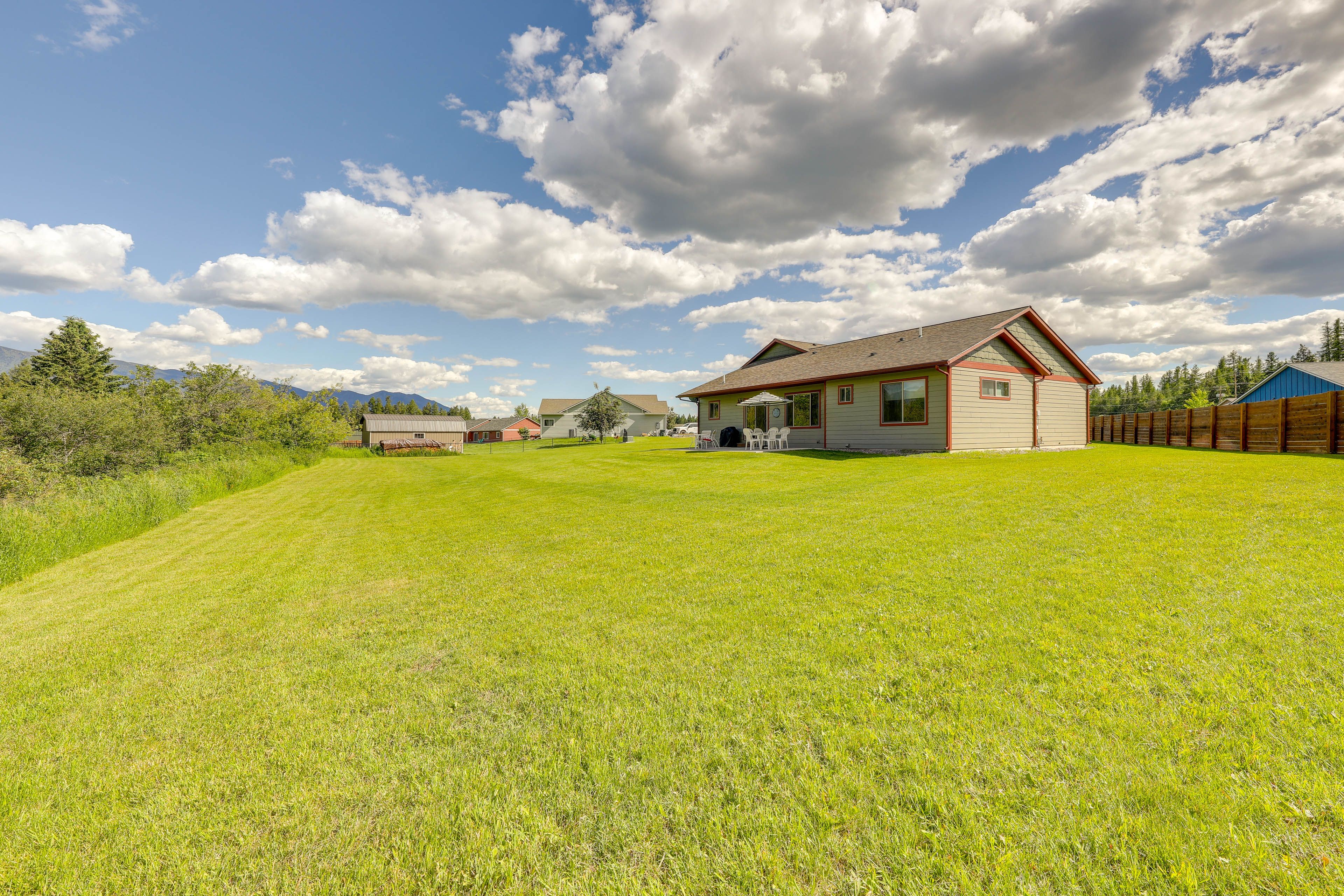 Exterior | Single-Story Studio