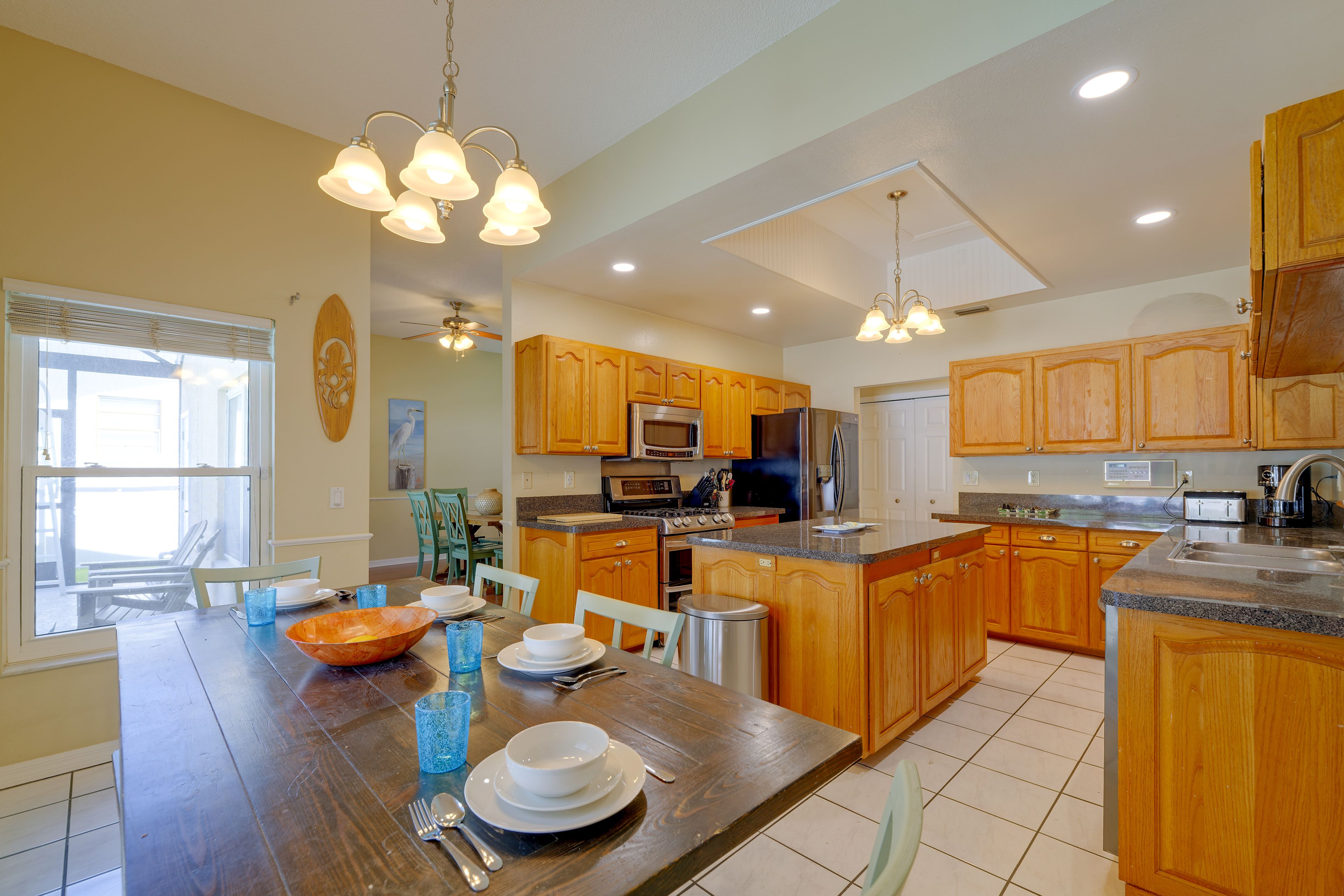Breakfast Nook | 1st Floor