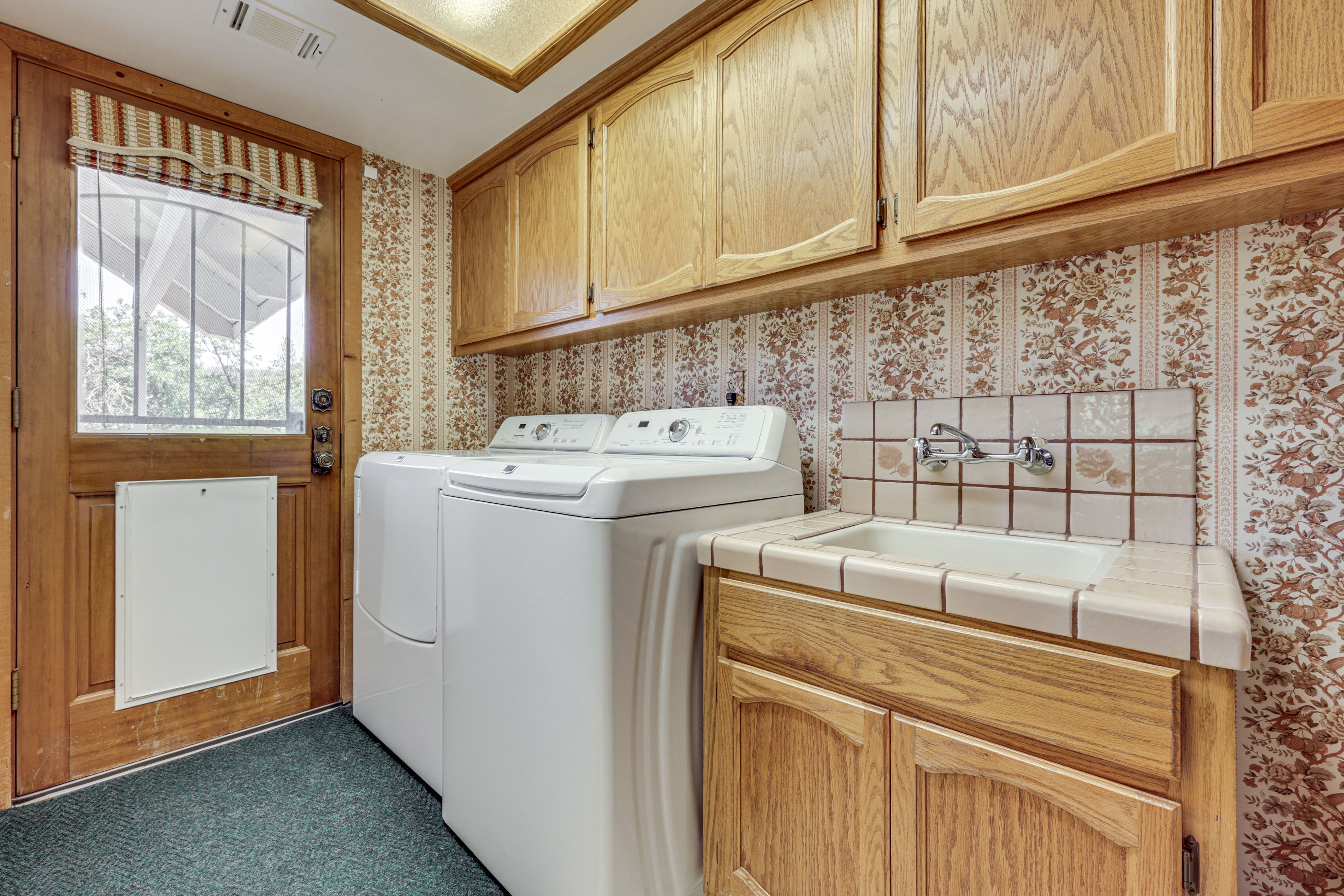 Laundry Room | 1st Floor