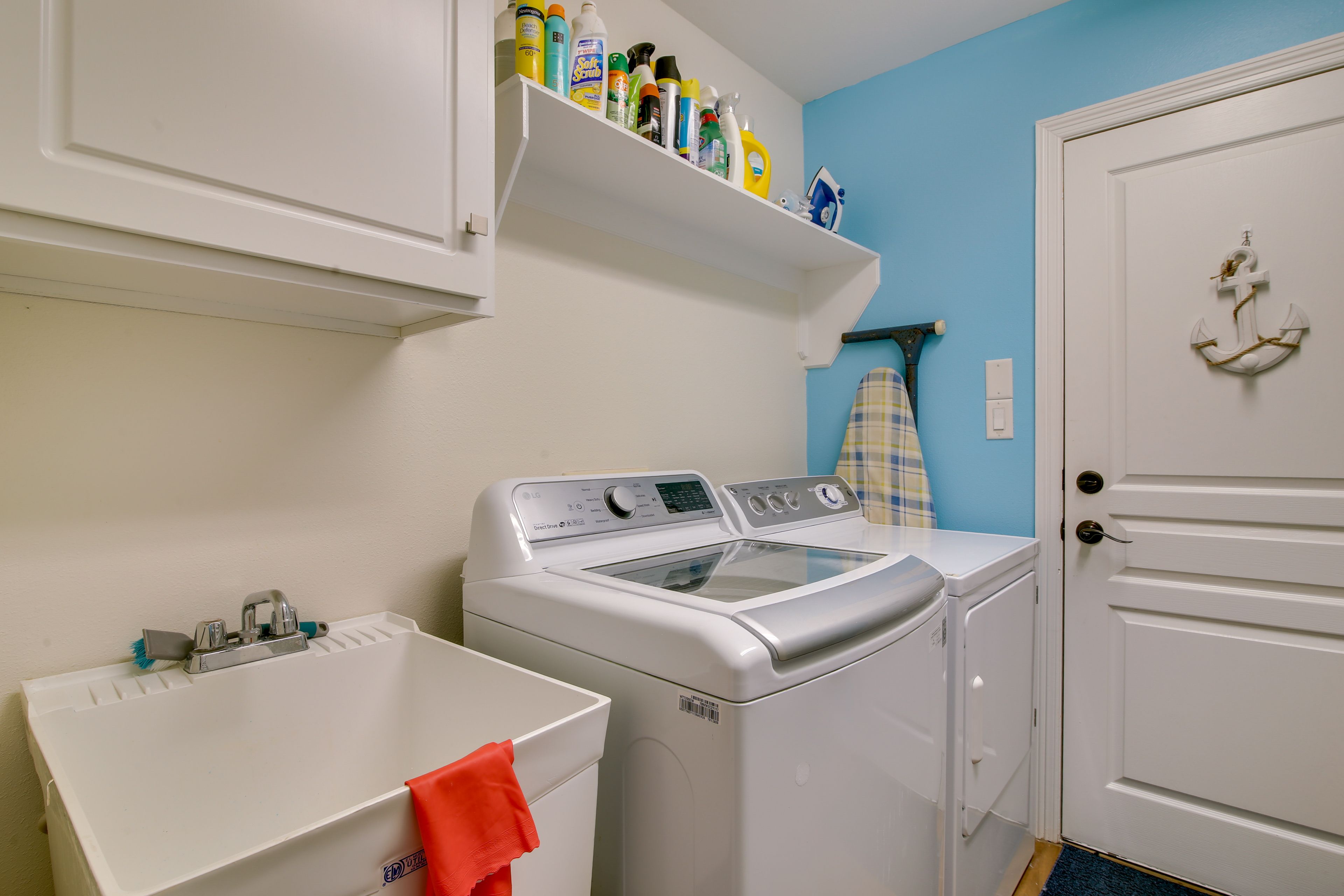 Laundry Room | 1st Floor