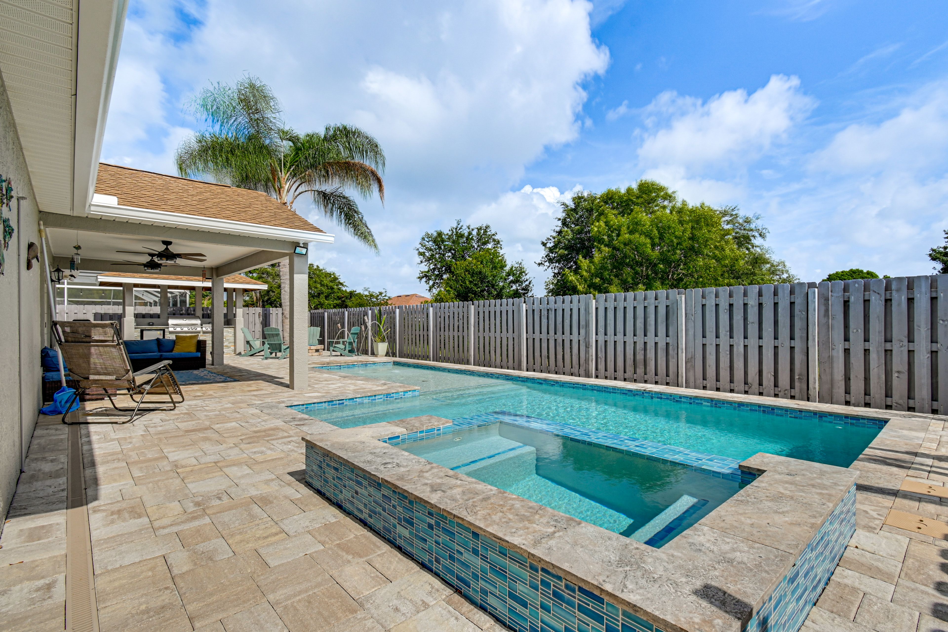 リセス バケーション Recess Vacation Pool, Hot Tub, Outdoor Kitchen Near Cocoa Beach - Rockledge, FL