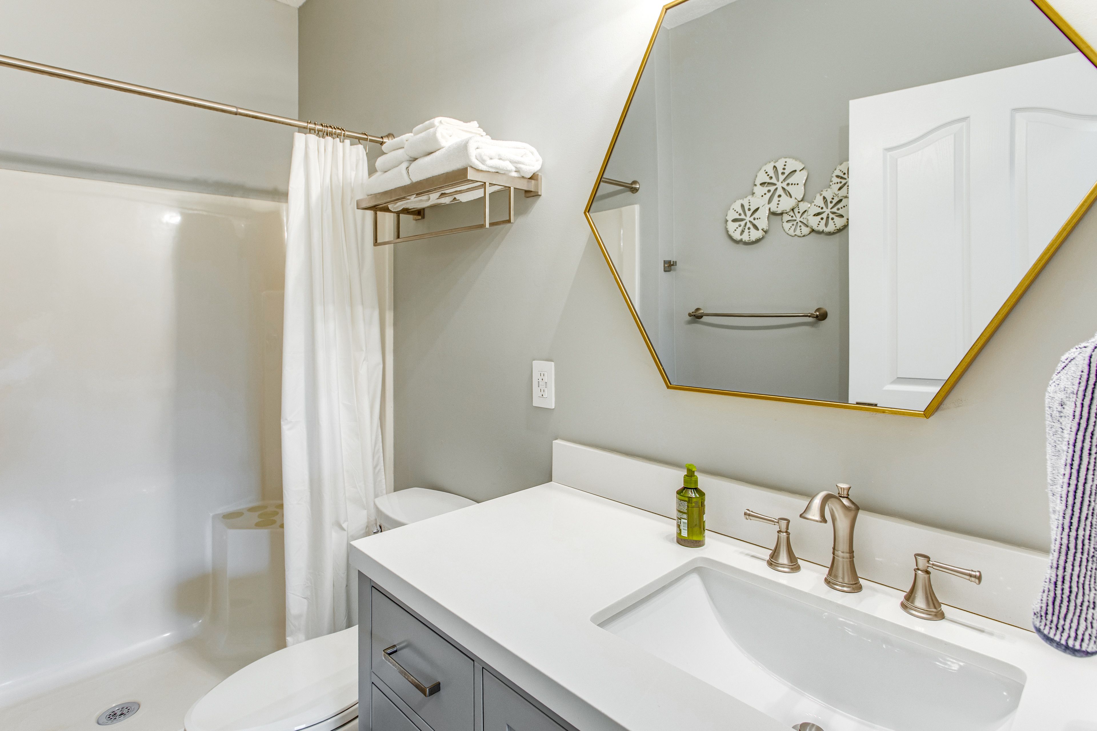 En-Suite Bathroom