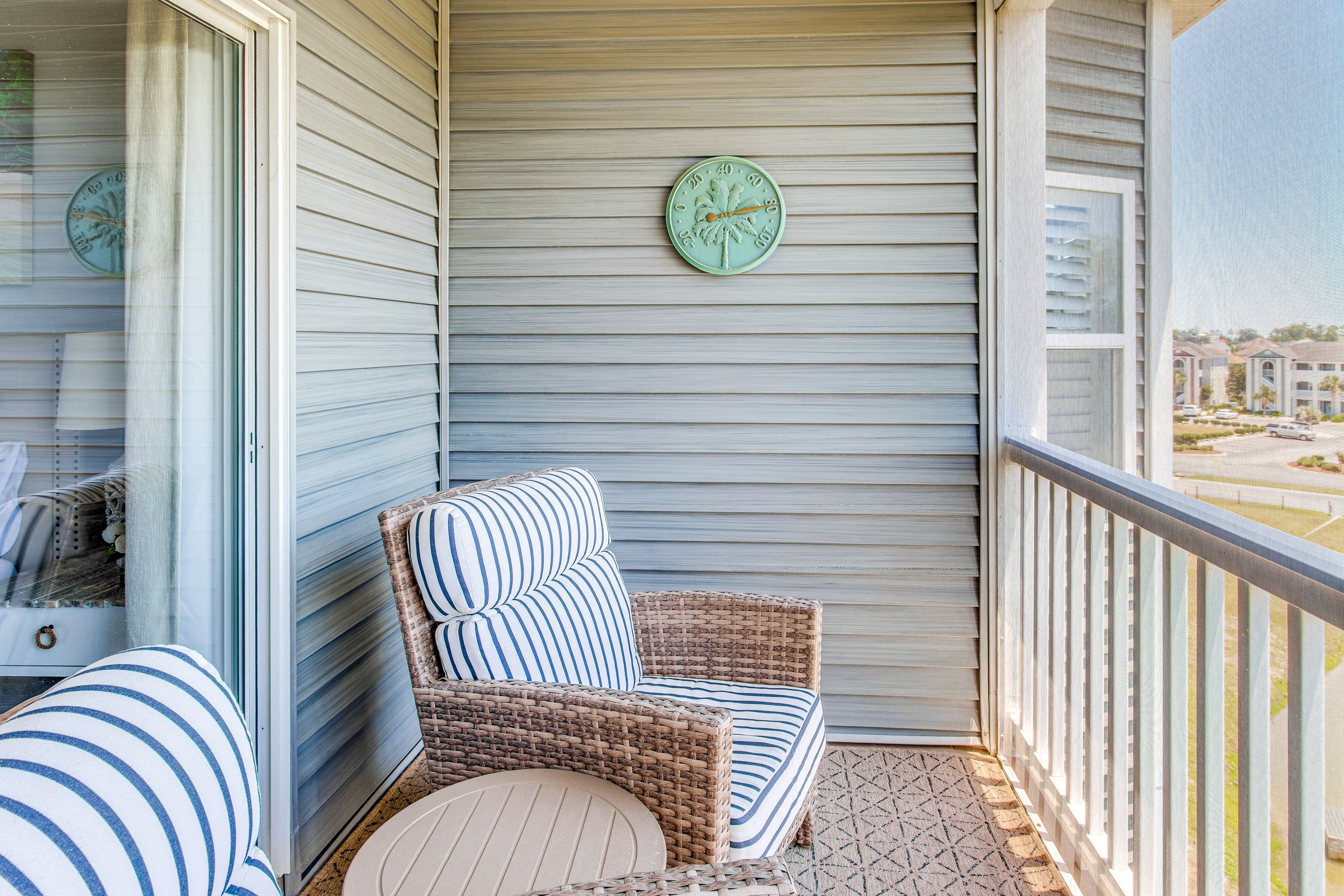 Screened Balcony