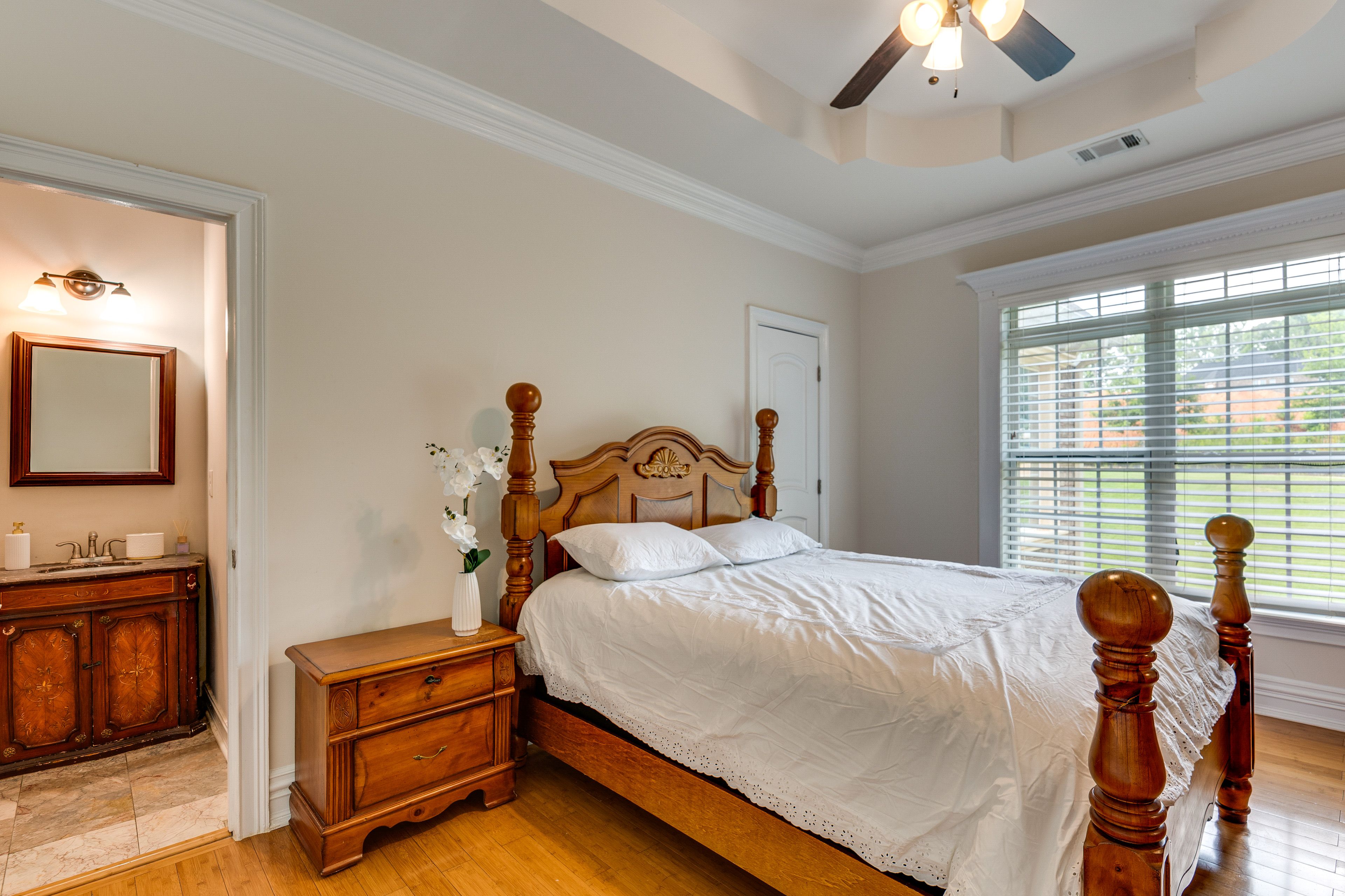 Bedroom 2 | Queen Bed | En-Suite Bathroom