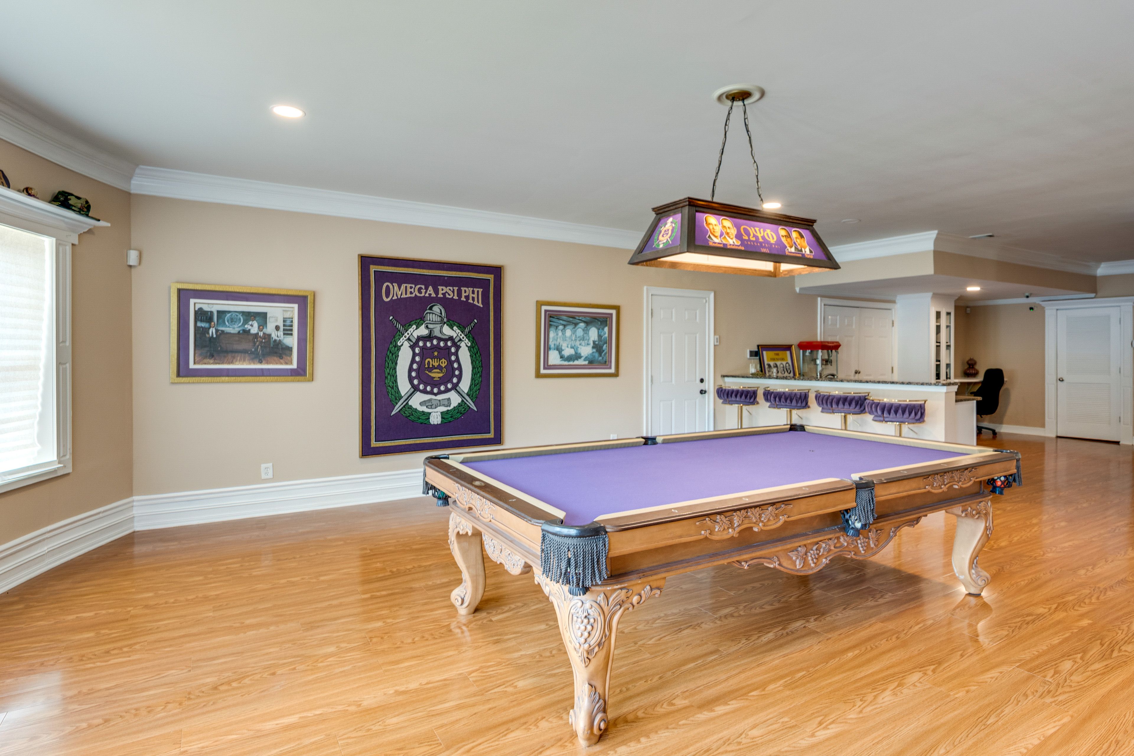 Game Room & Bar Area | Family-Friendly Amenities