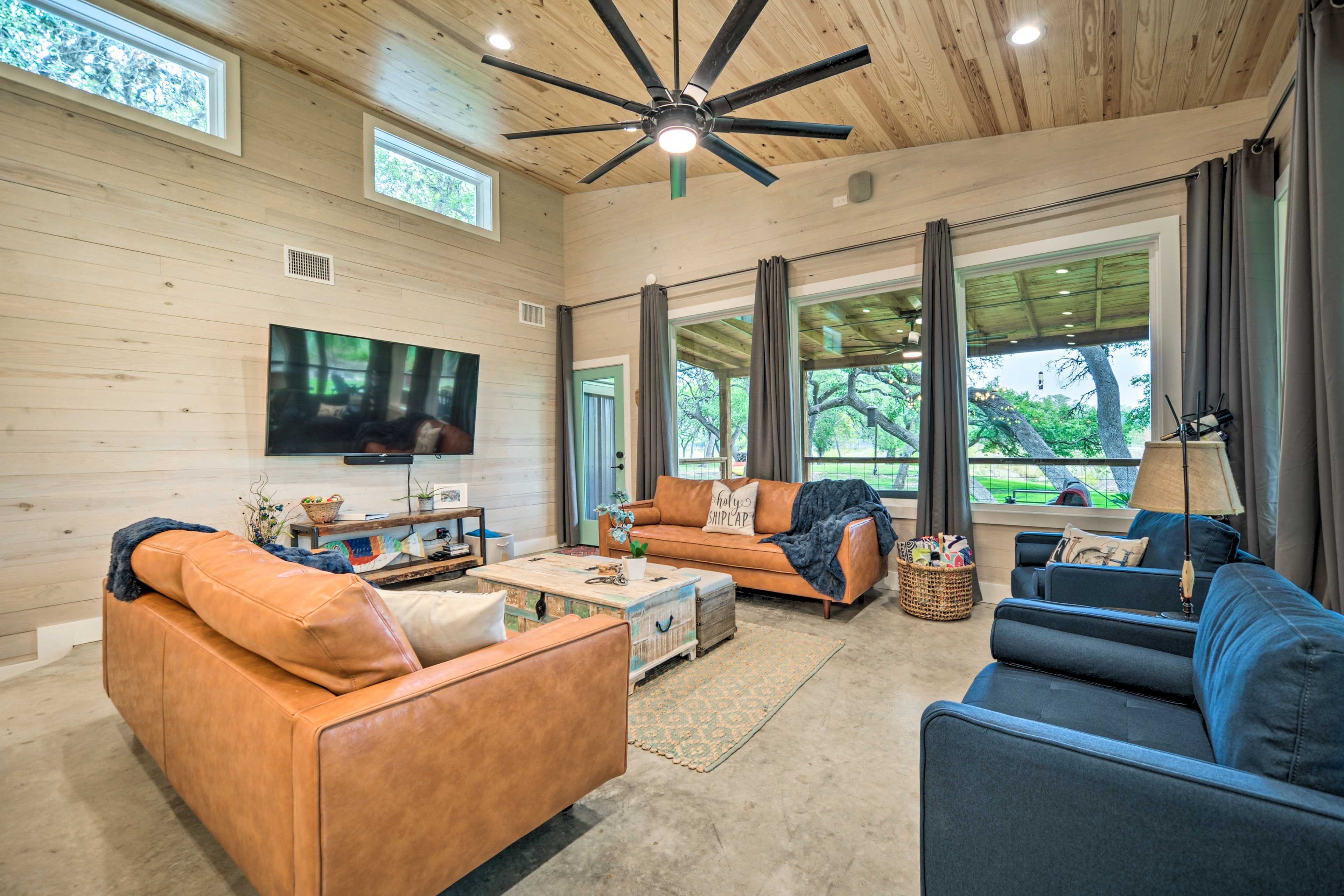 Living Room | Unit 1