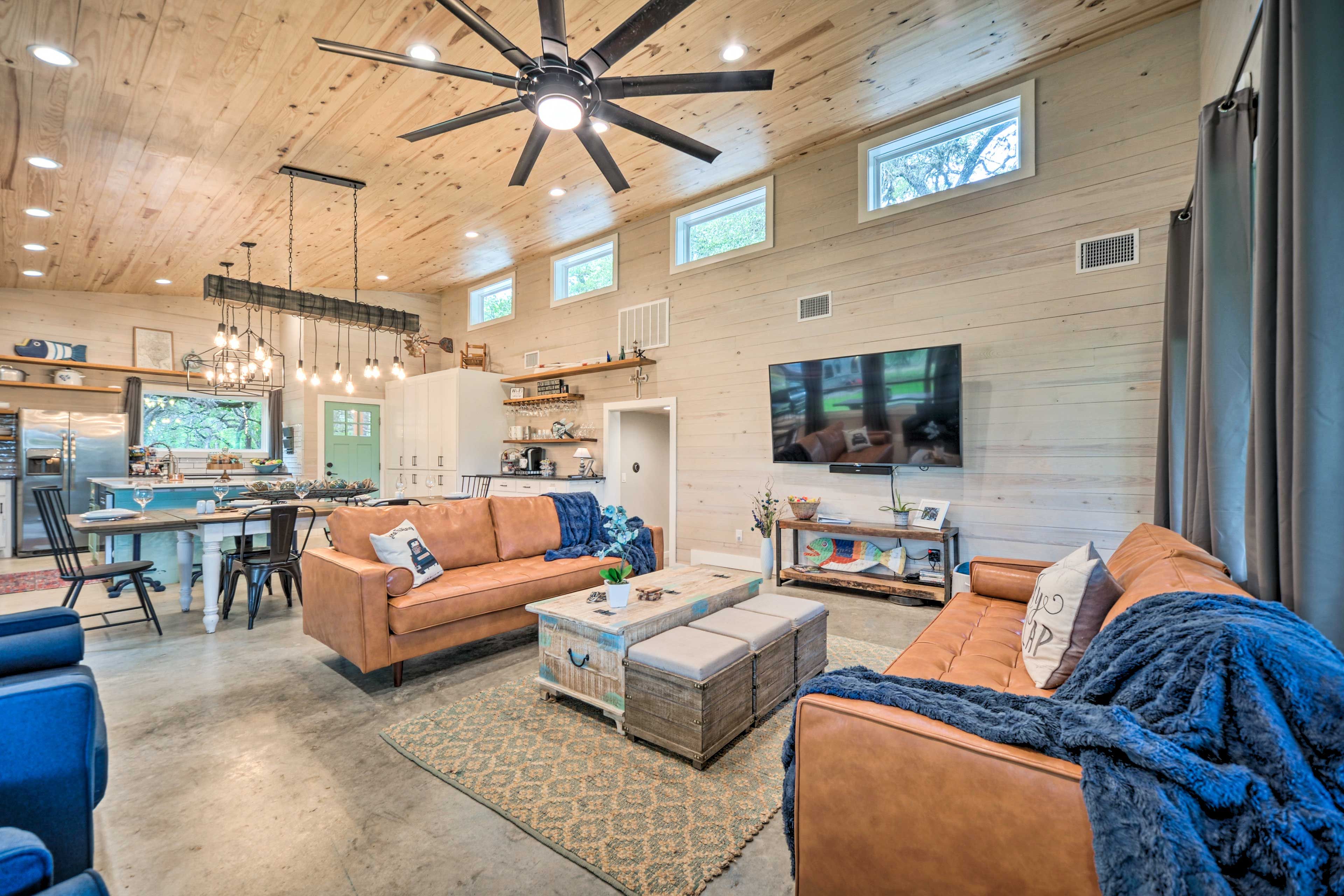 Living Room | Unit 1