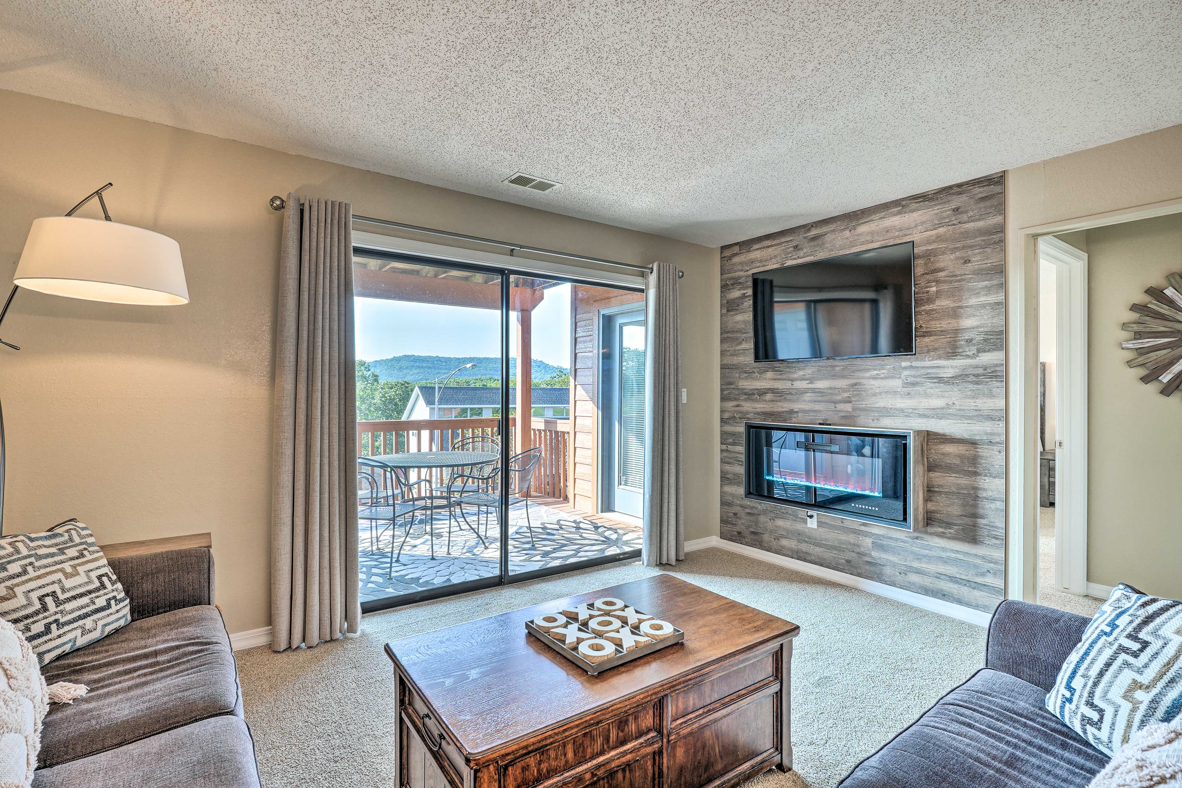 Living Room | Sleeper Sofa | Condo 1