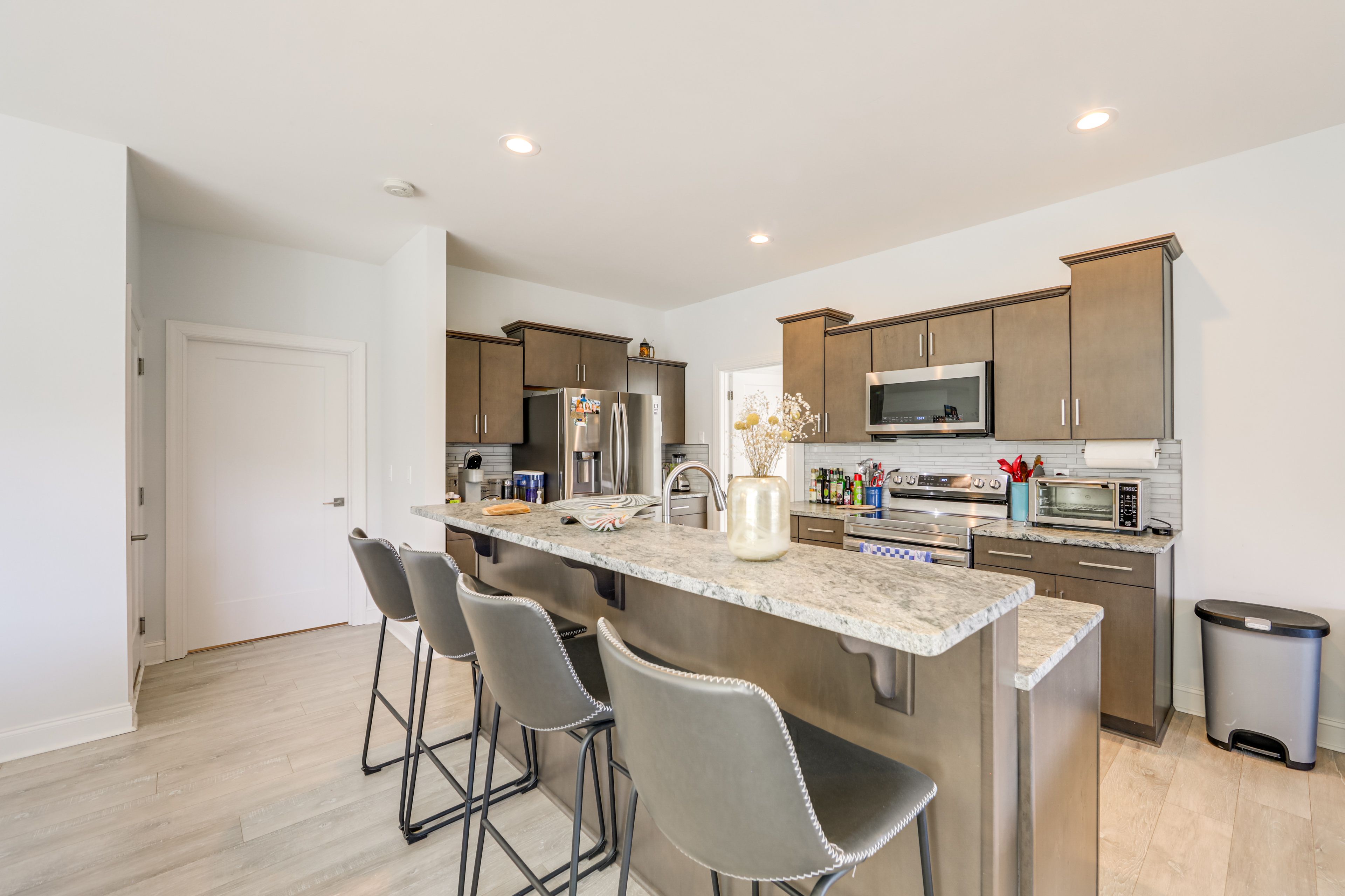 Kitchen | Main Level