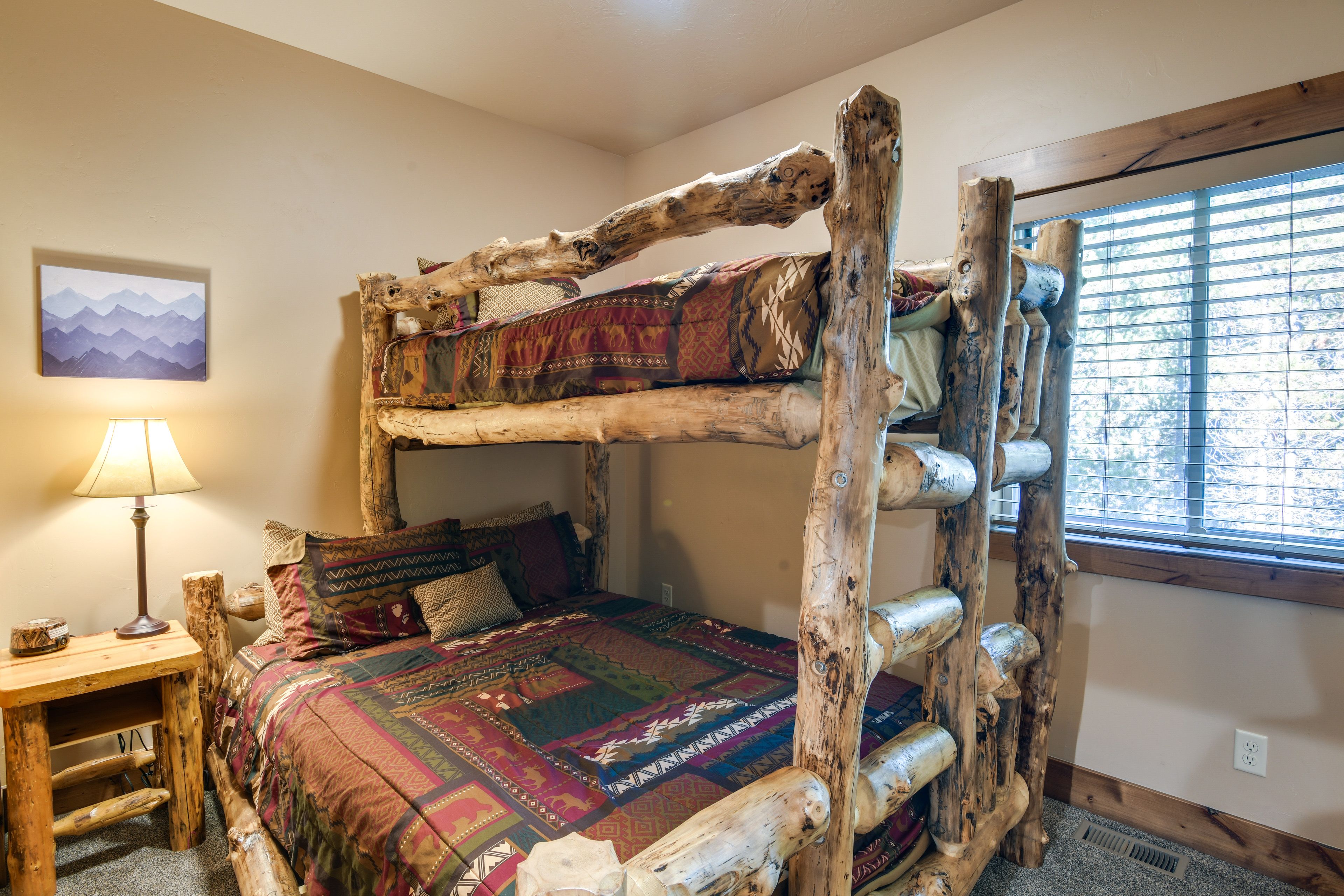 Lodge 1 | Bedroom 2 | Twin/Queen Bunk Bed