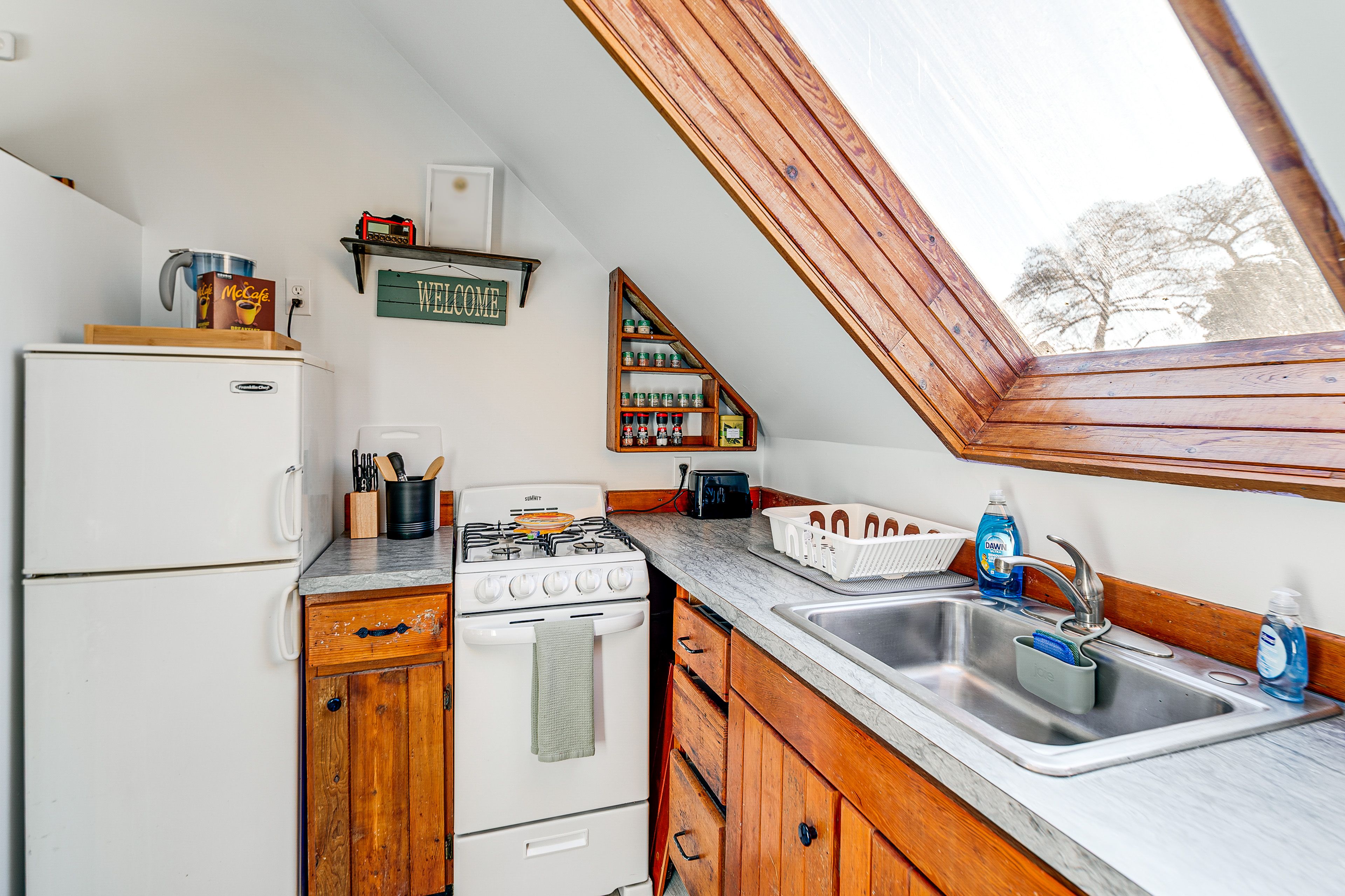 Kitchenette | 2nd Floor