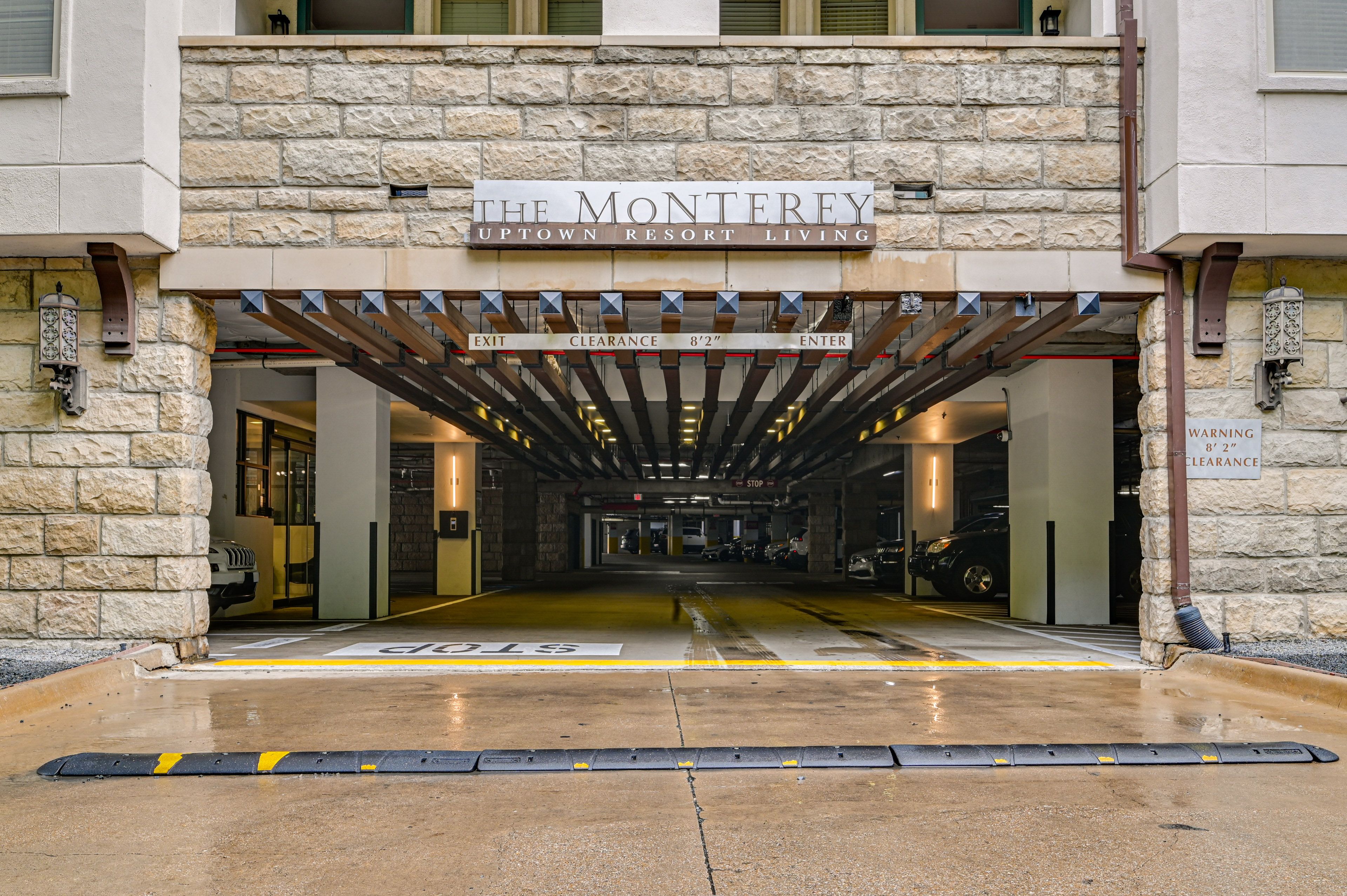 Parking | Community Garage (1 Vehicle)