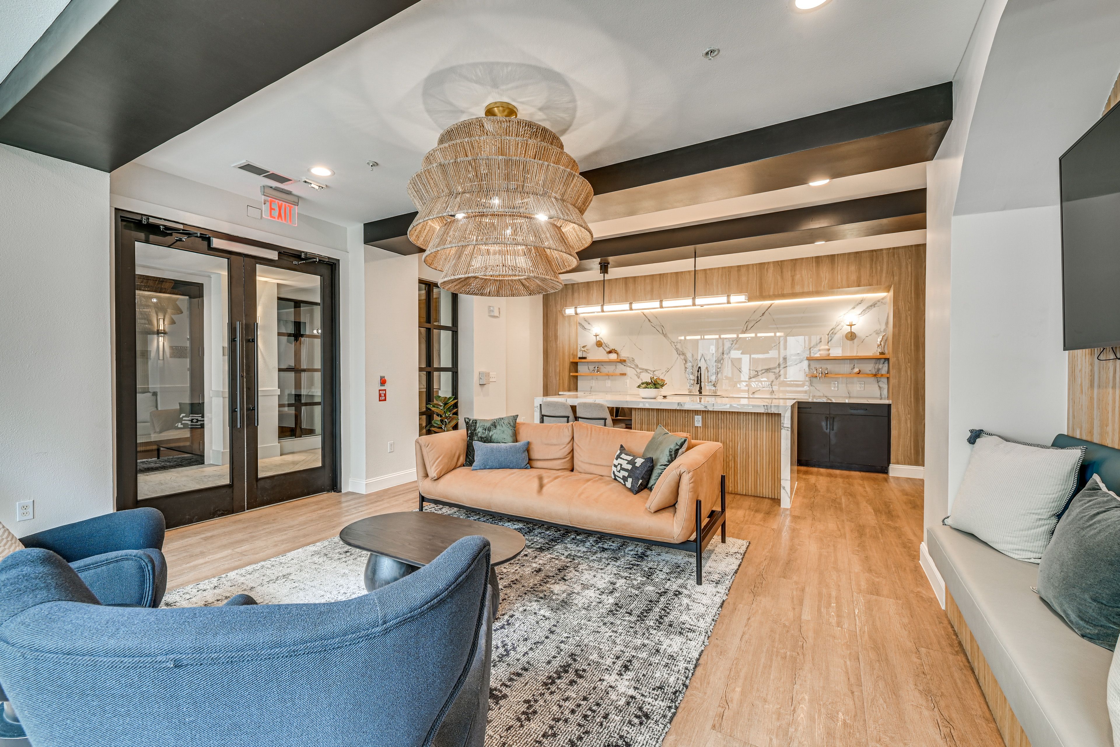 The Monterey by Windsor Apartments | Community Amenities