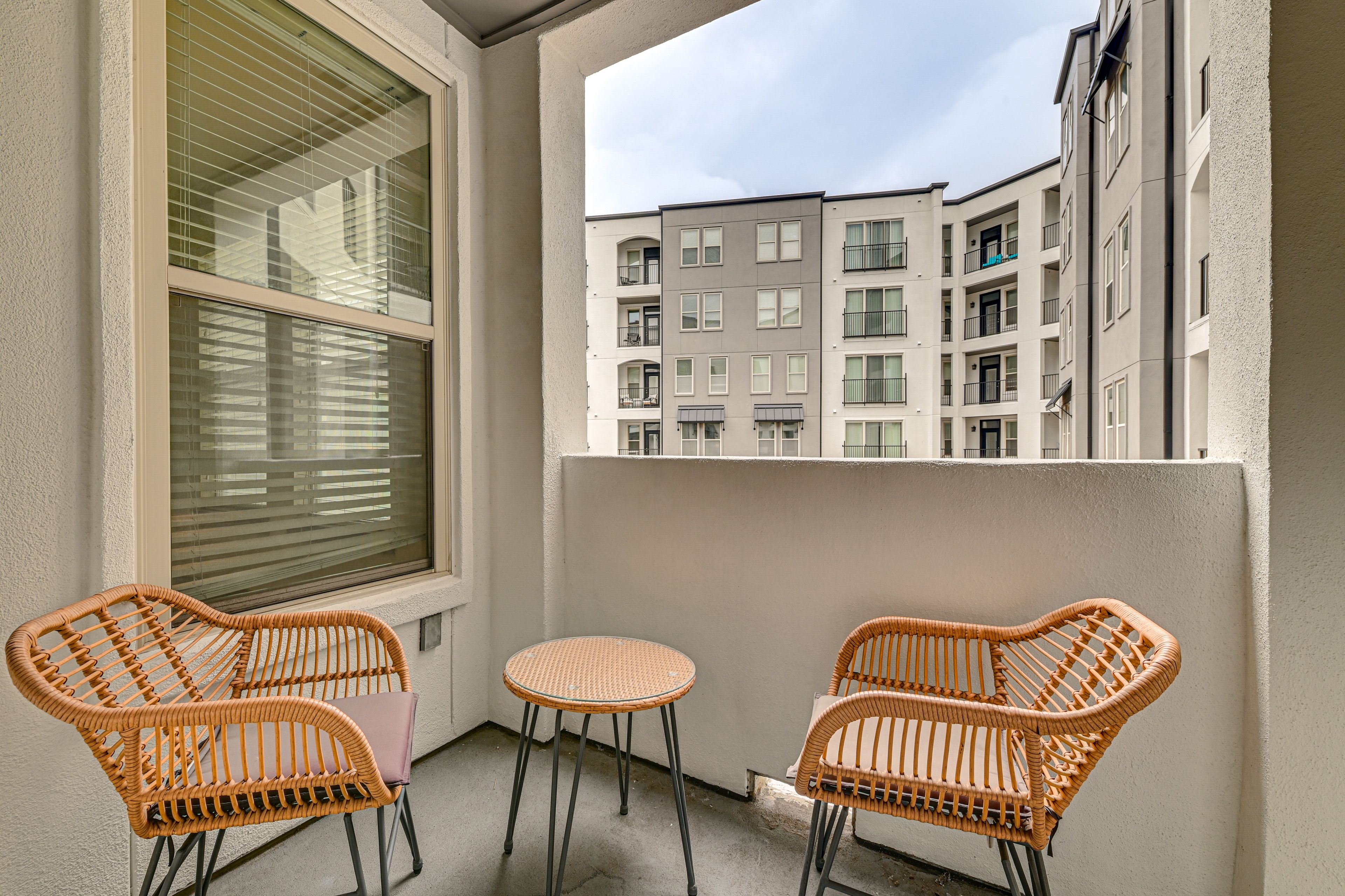 Covered Balcony w/ Seating