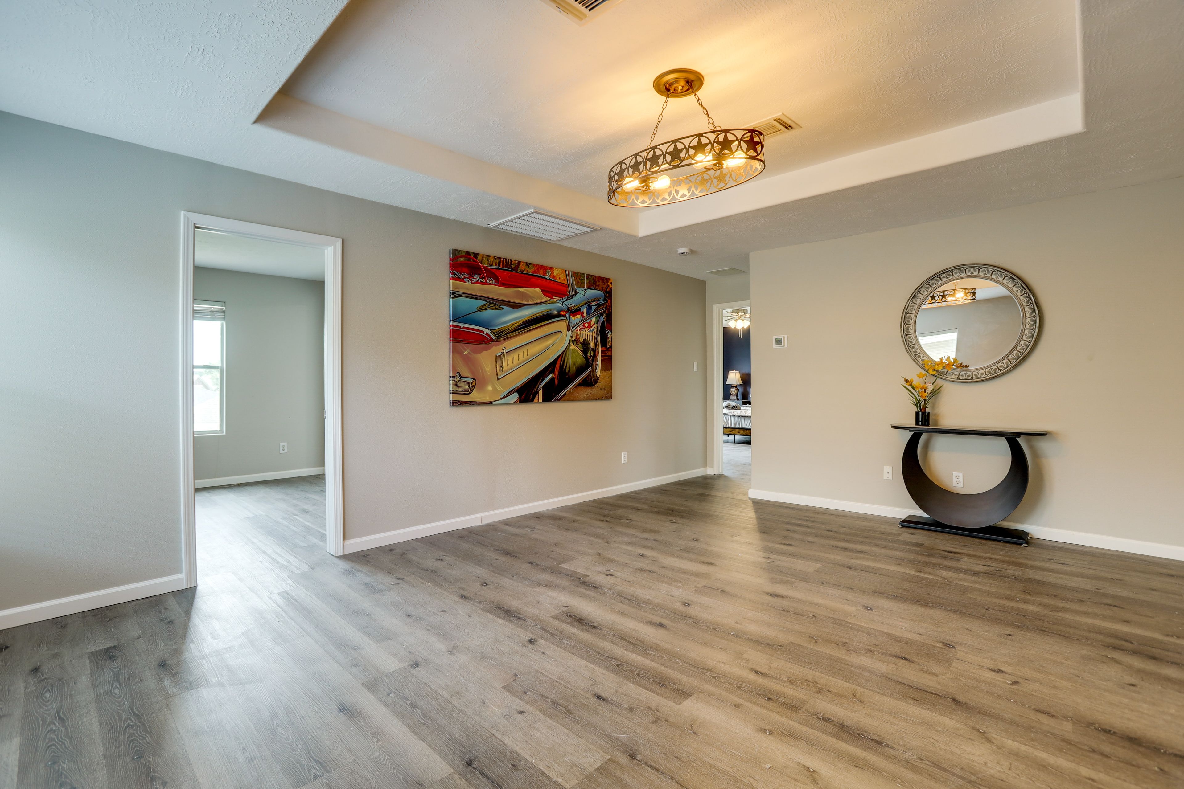 Landing | 2nd Floor