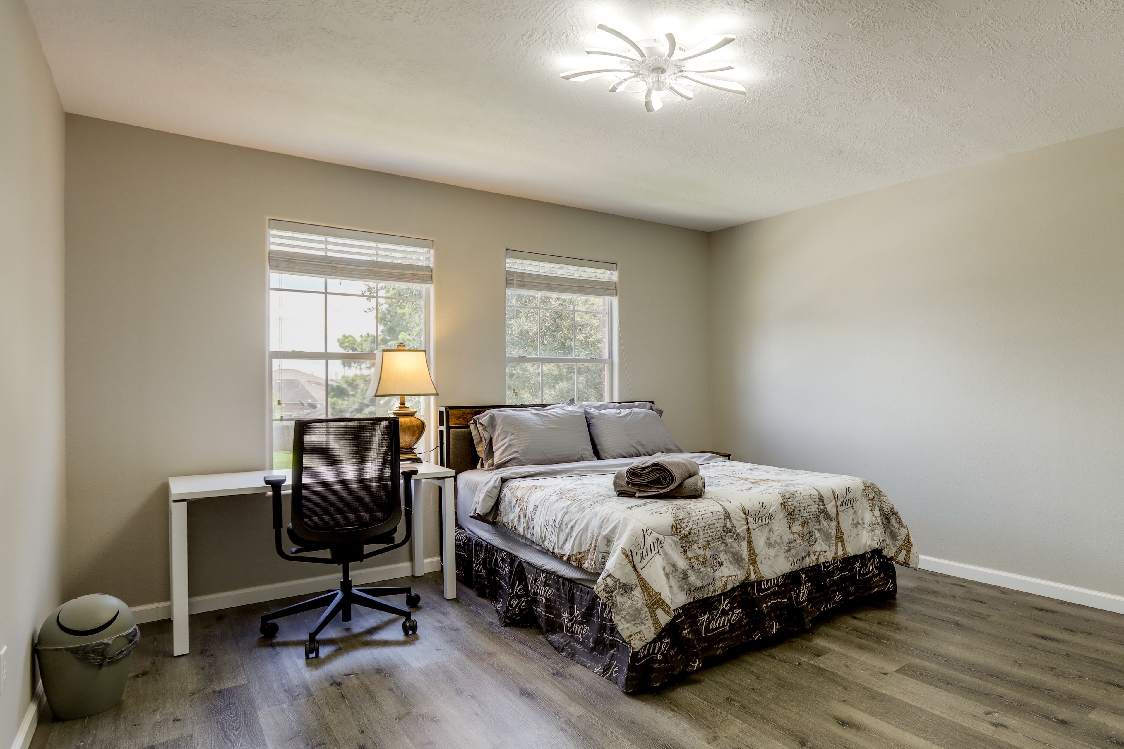 Bedroom 6 | 2nd Floor | Queen Bed