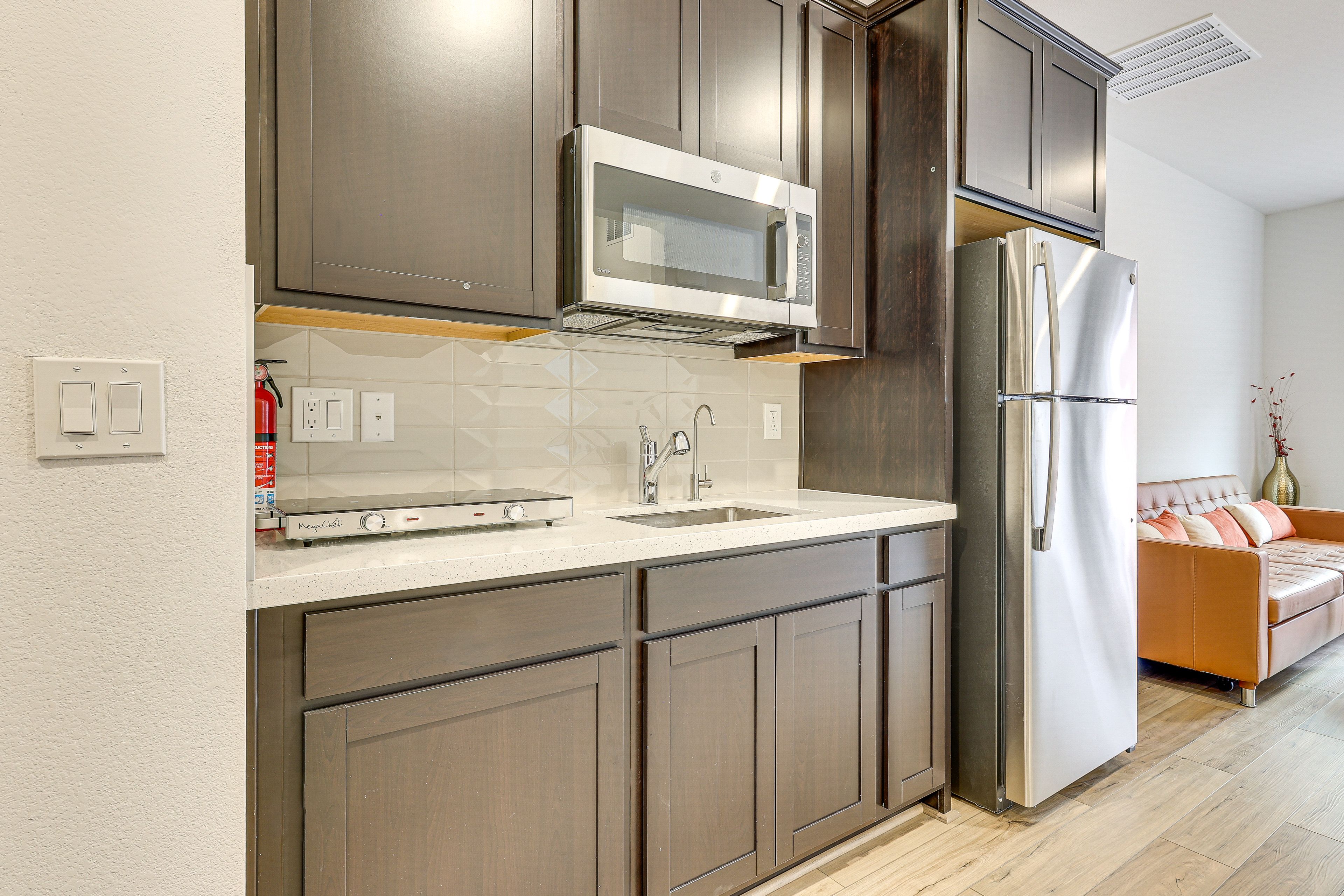 Unit 2 | Kitchenette