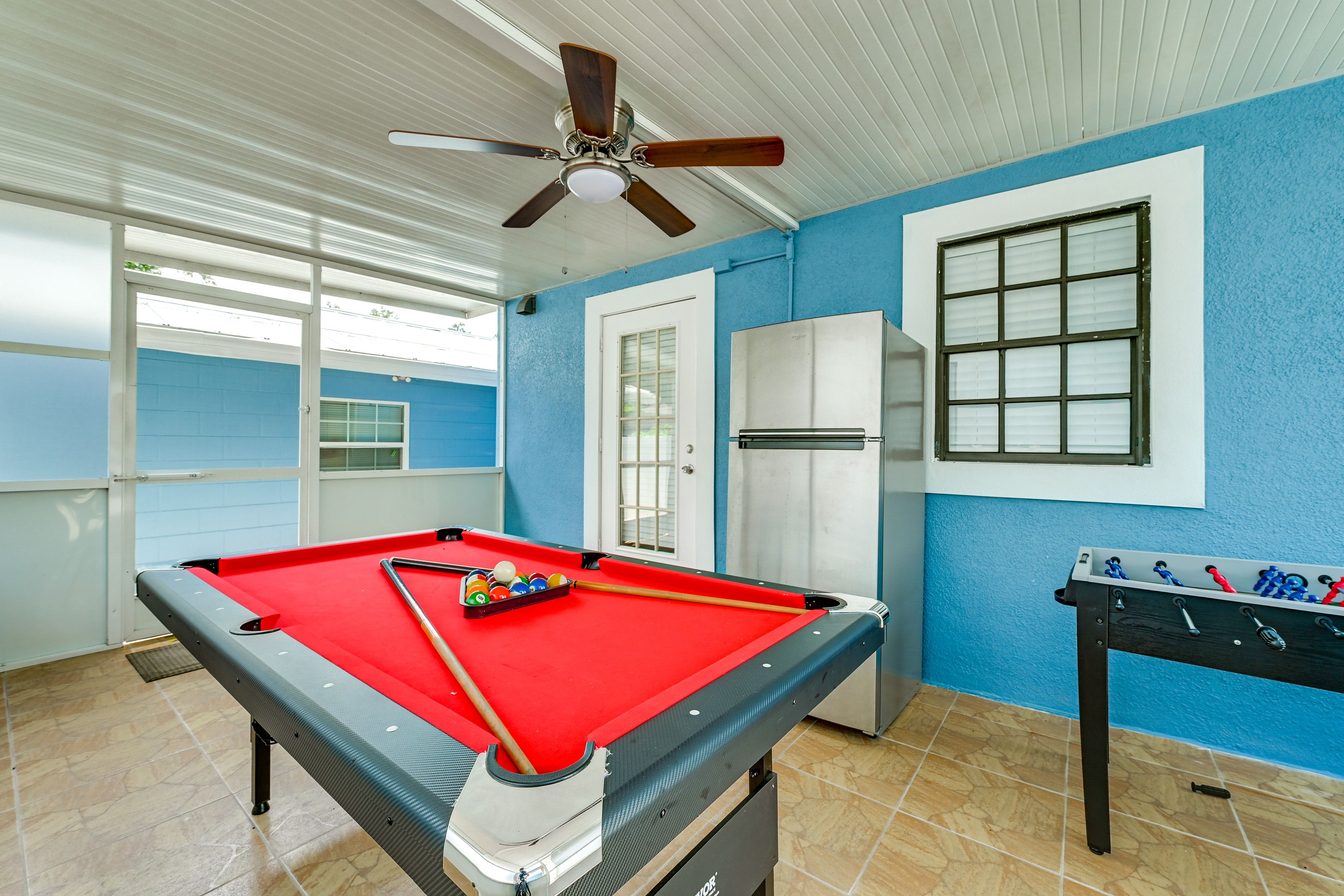 Screened Porch | Pool Table | Foosball