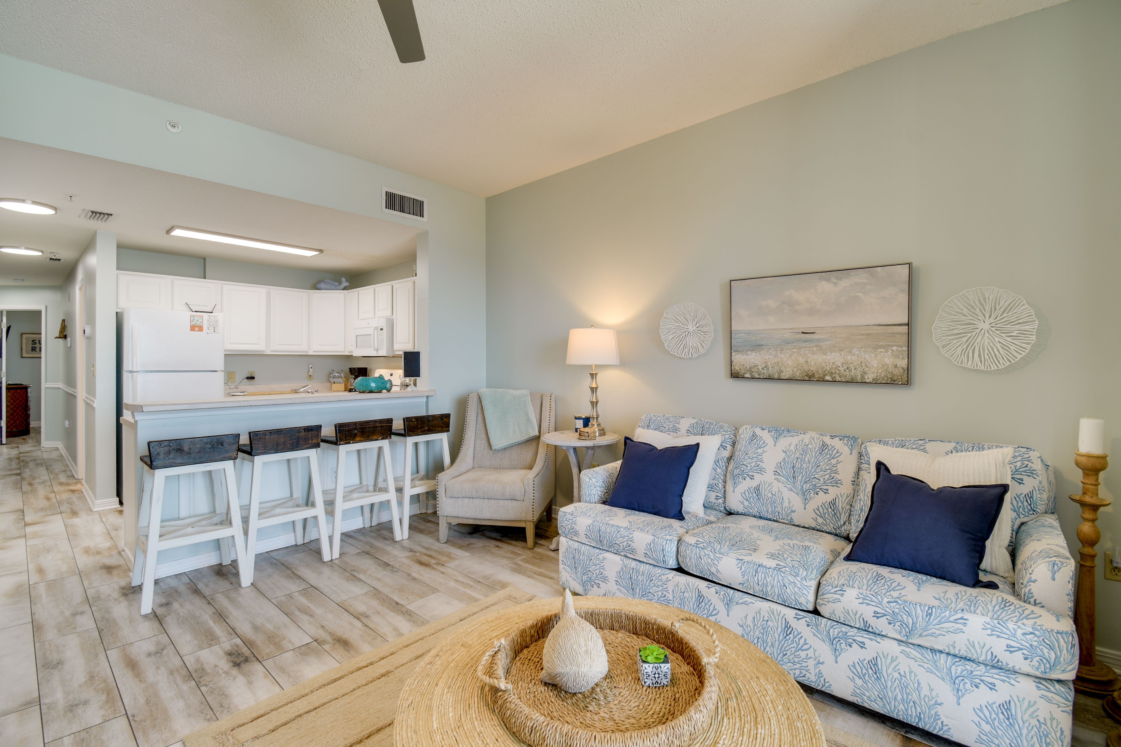 Living Room | Queen Sleeper Sofa