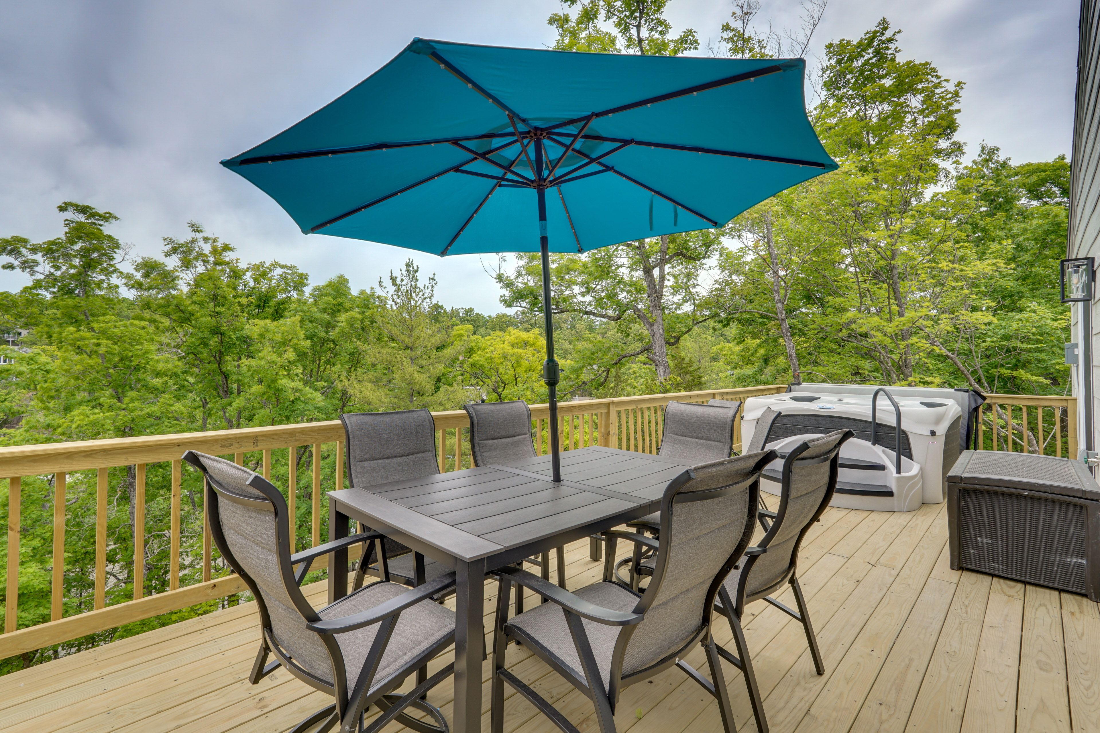 Osage Beach Vacation Rental | 3BR | 3.5BA | 2,010 Sq Ft