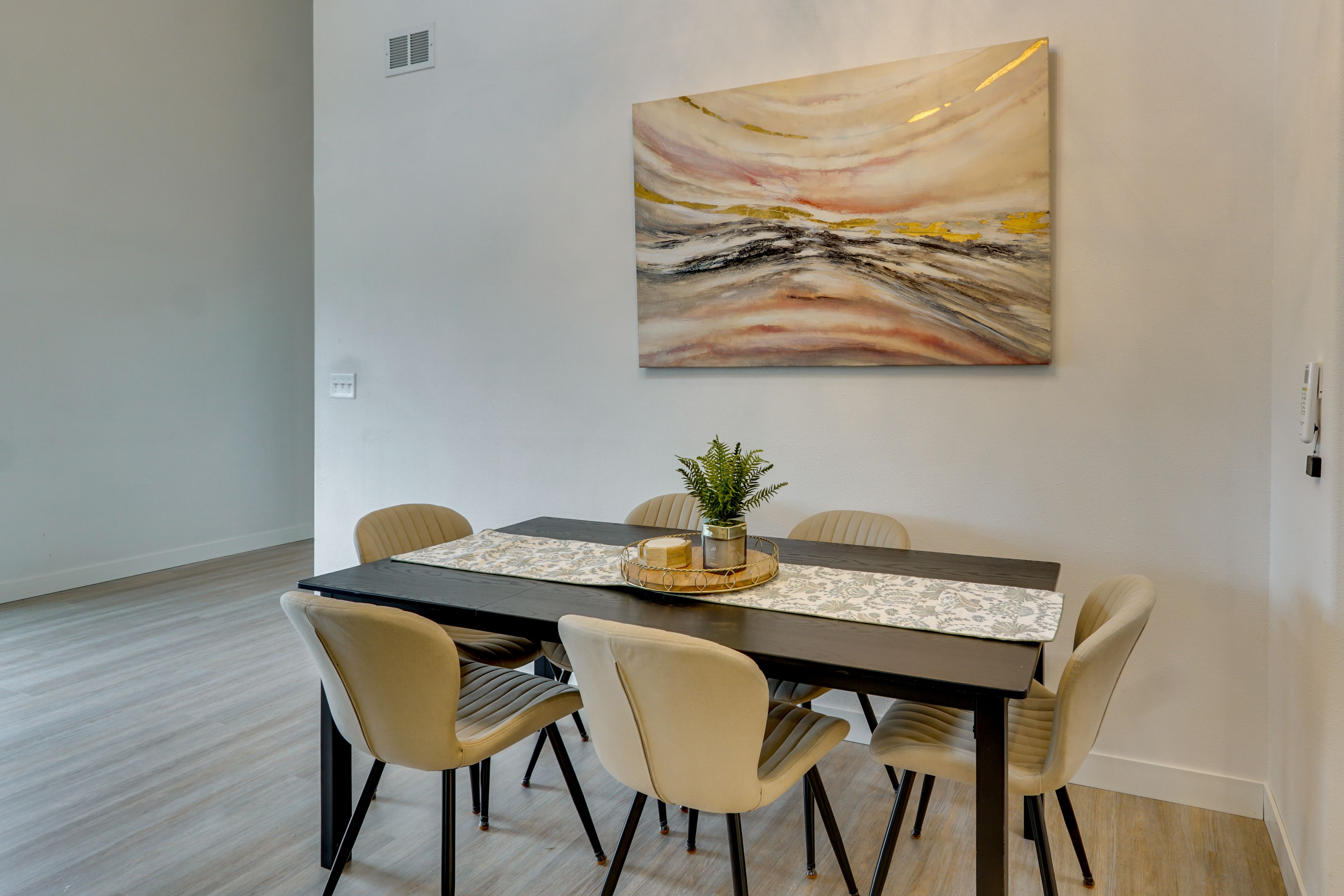 Dining Area | Main Level