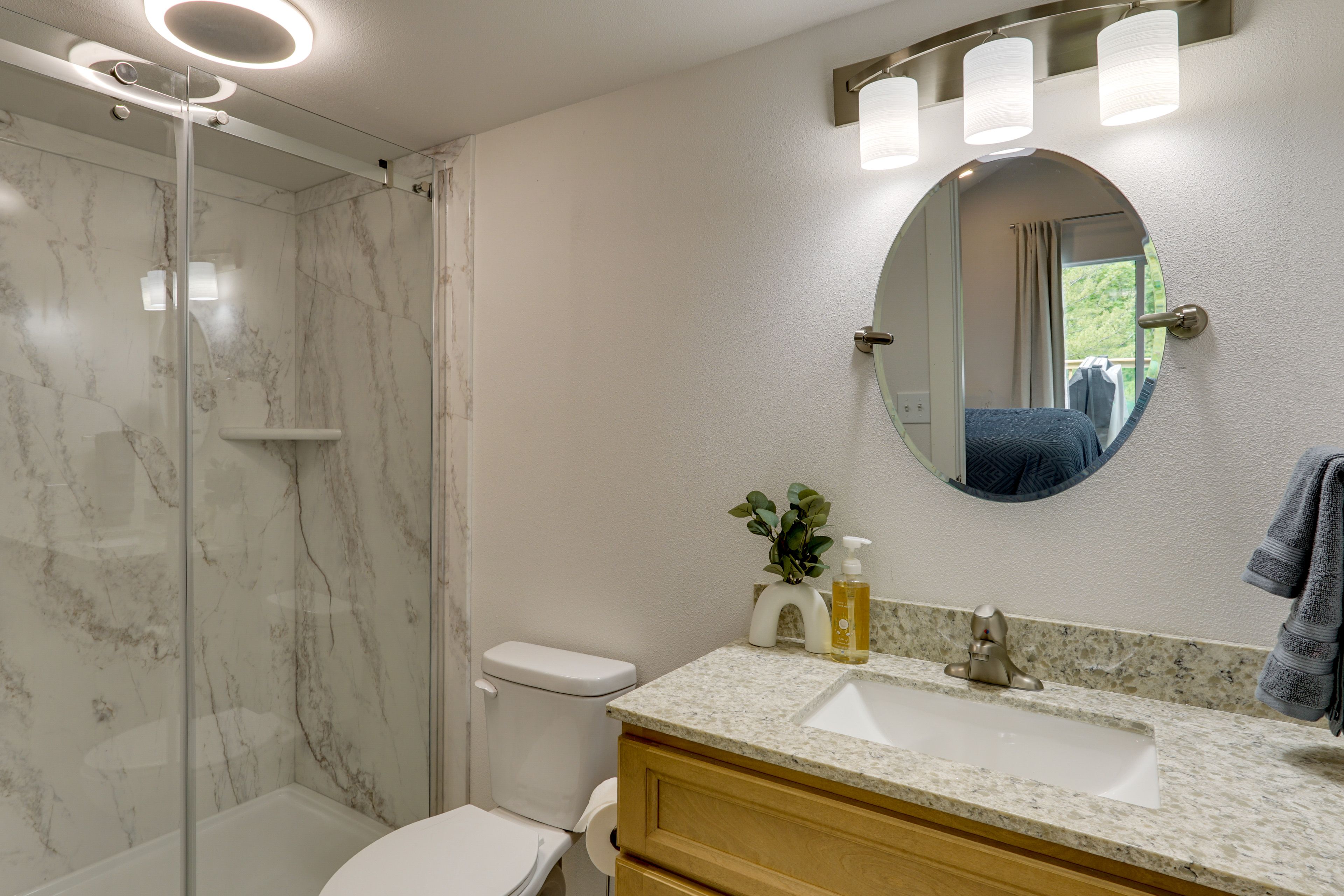 En-Suite Bathroom | Main Level