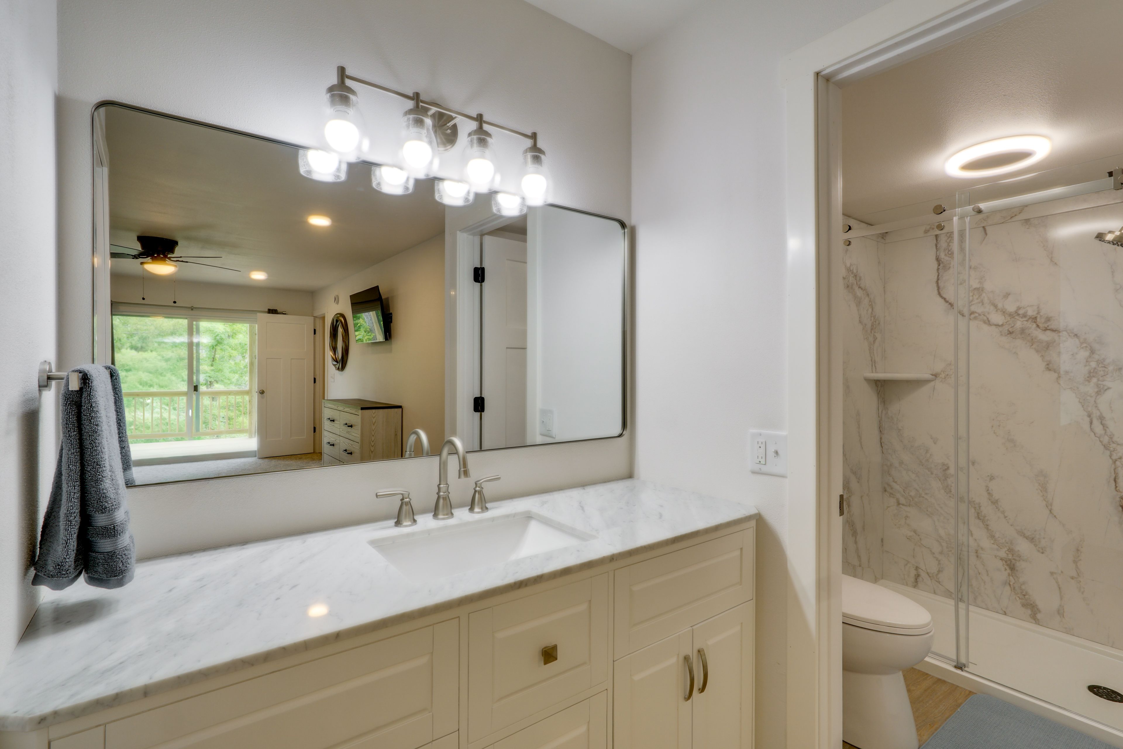En-Suite Bathroom | Lower Level