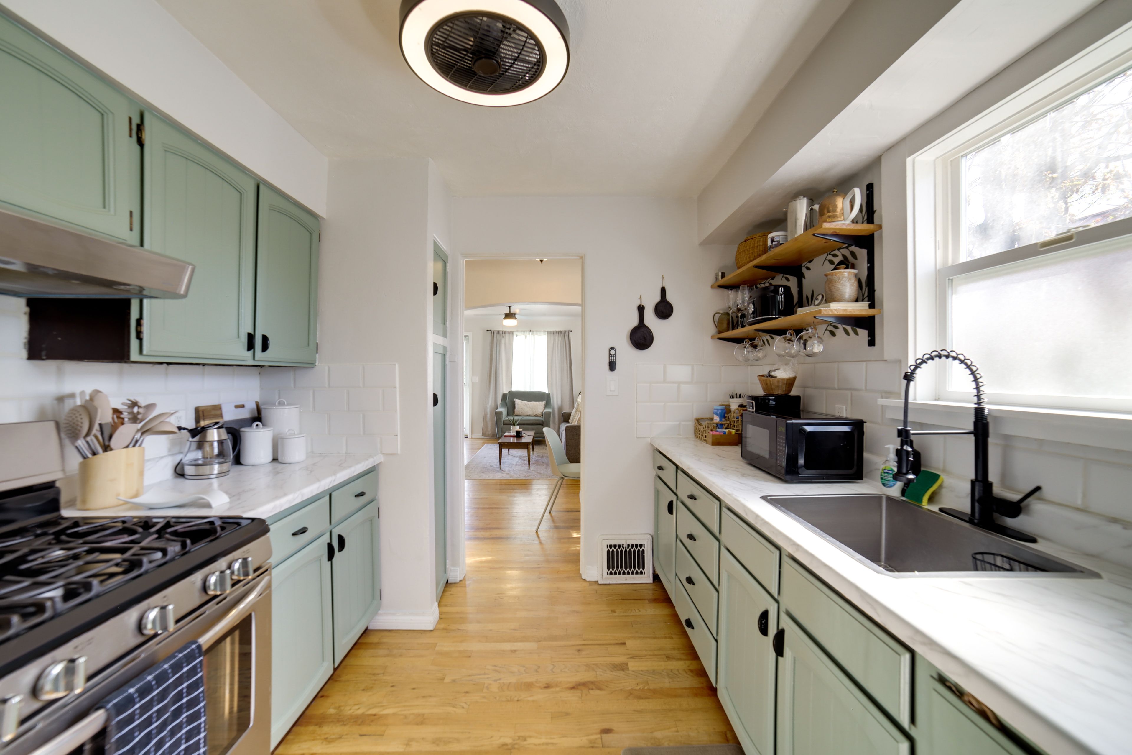 Unit 1 | Kitchen