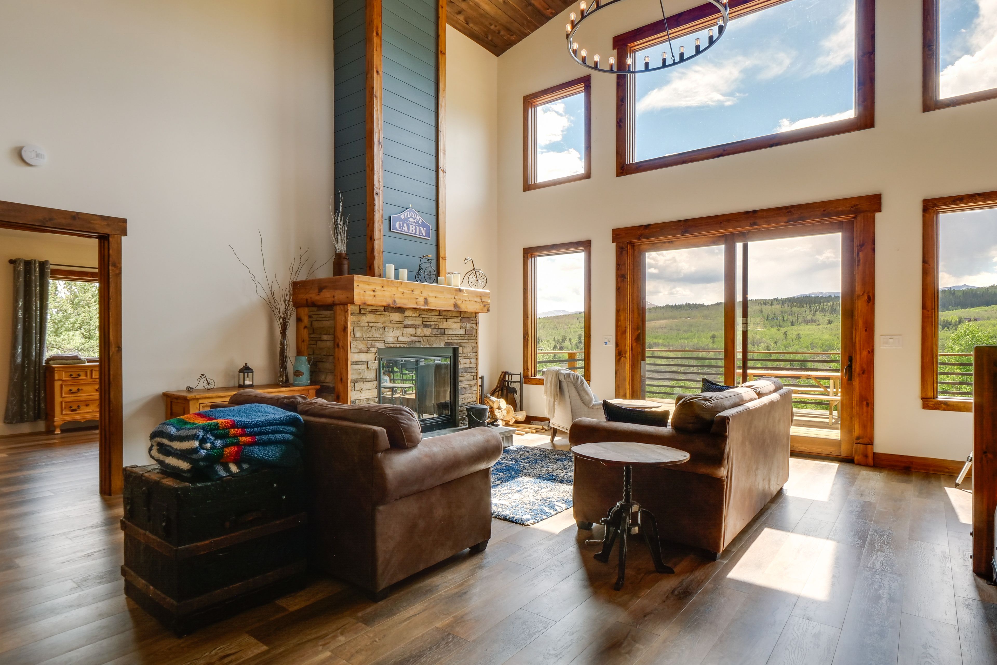 Living Room | Main Level