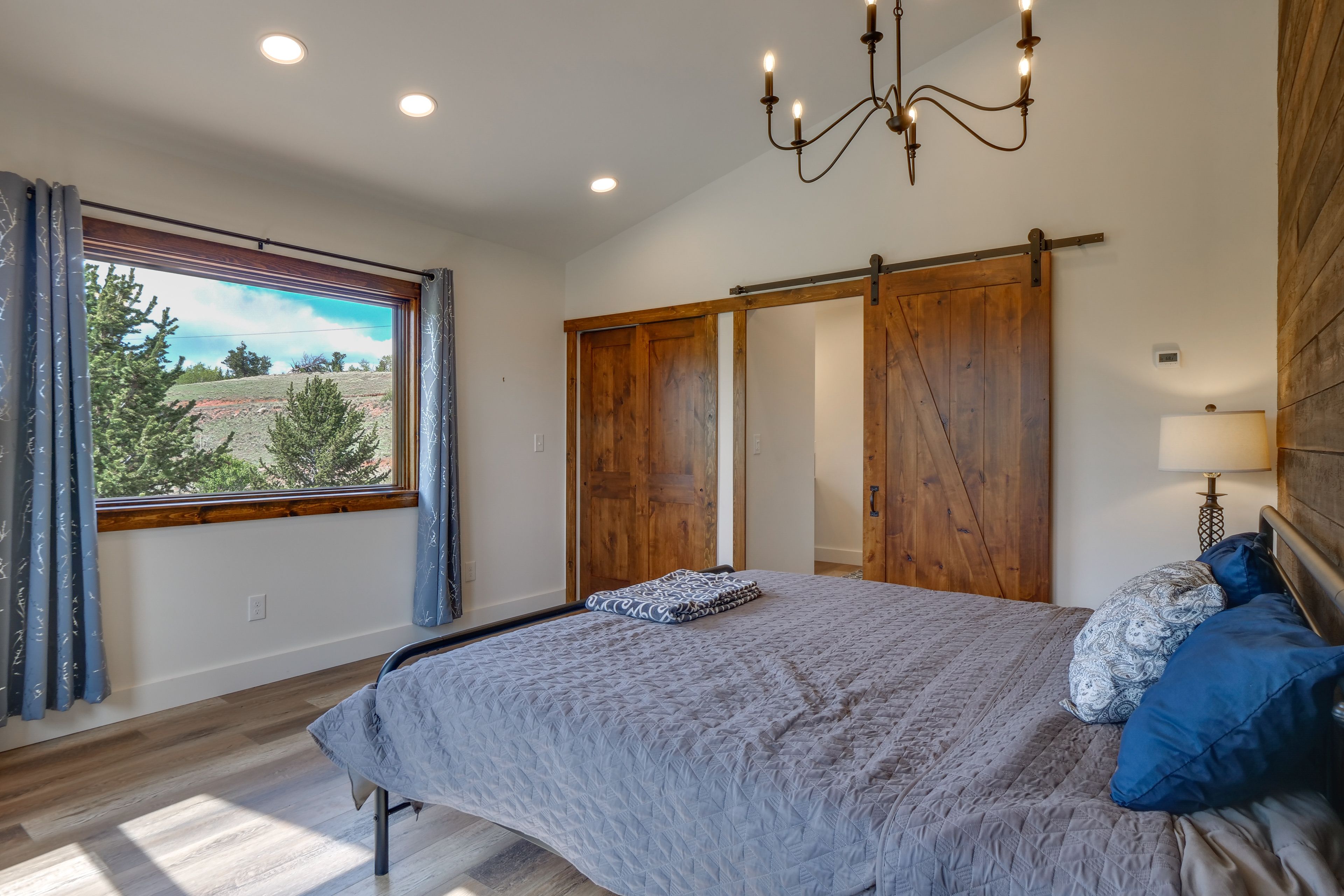 Bedroom 2 | Queen Bed | Main Level