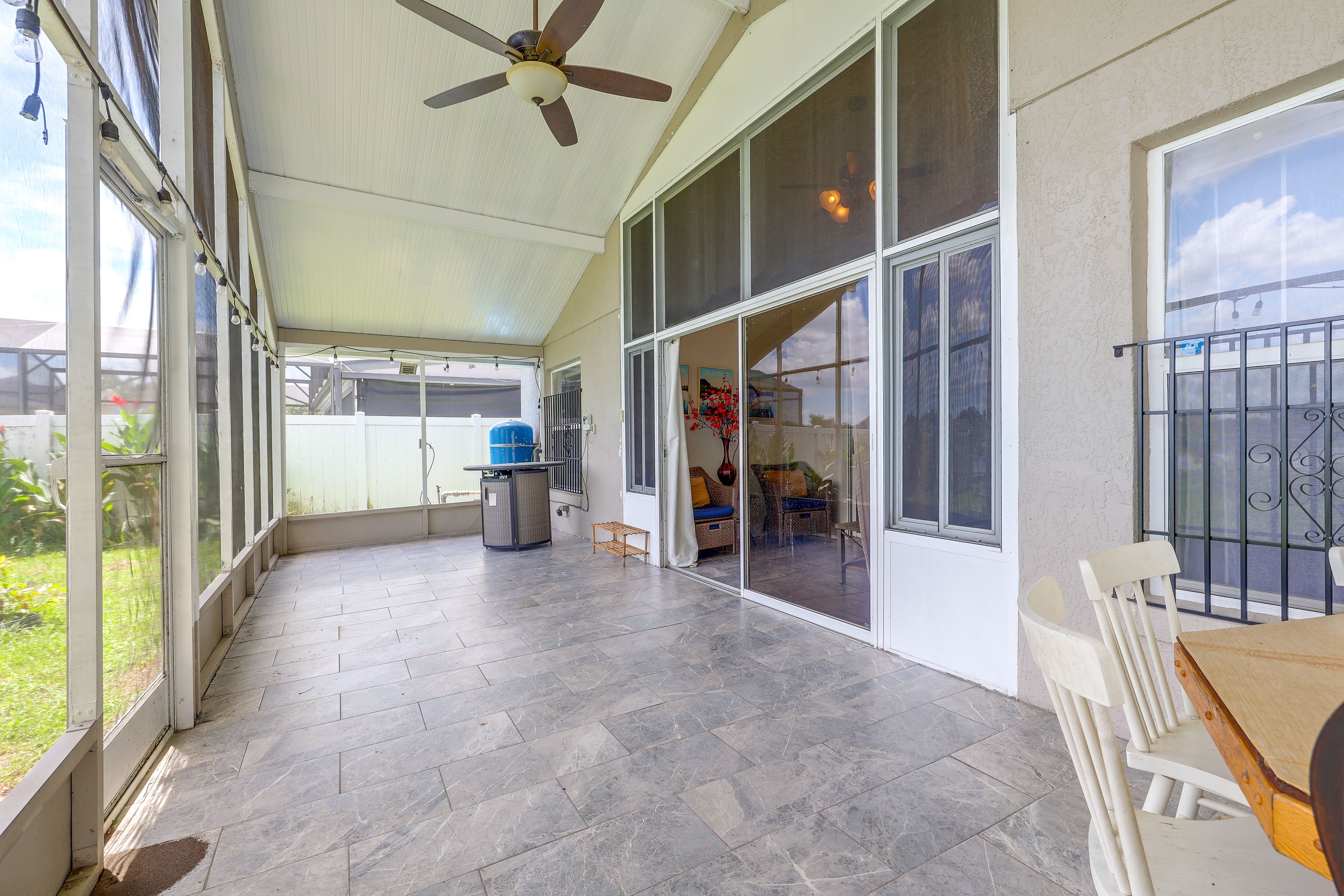 Screened-In Lanai